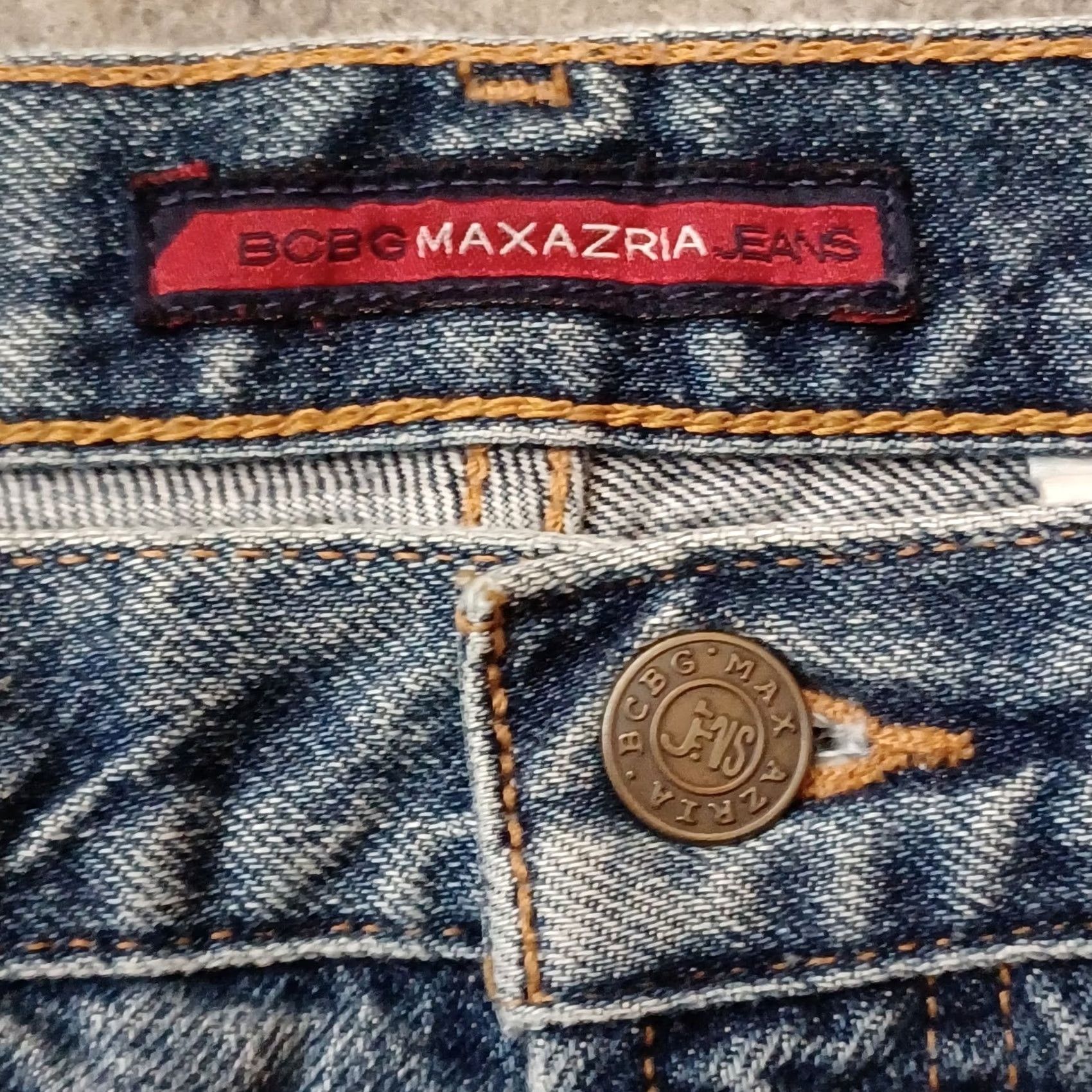 Bcbgmaxazria VINTAGE BCBGMAXAZRIA Jeans Womens 7/8R Denim Distressed Dark Wash Y2K Blue Jeans Women 30 Inseam 7/8R Bootcut Size 28" / US 6 / IT 42 - 2 Thumbnail
