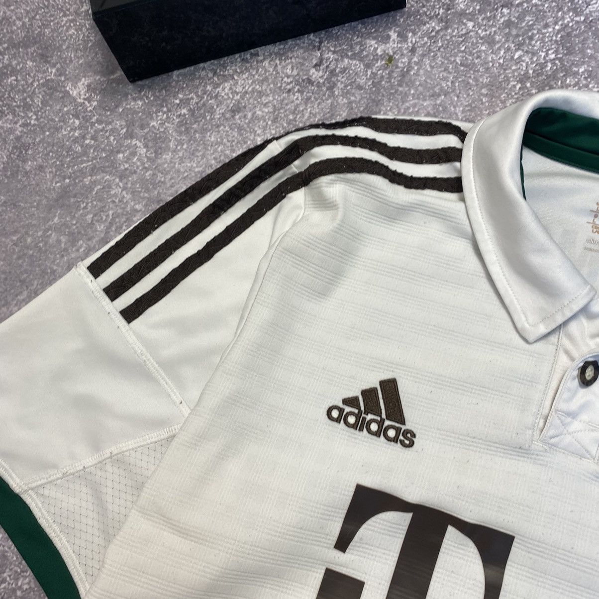 Vintage Vintage Adidas FC Bayer Munchen 2013 Soccer jersey Size US L / EU 52-54 / 3 - 4 Thumbnail