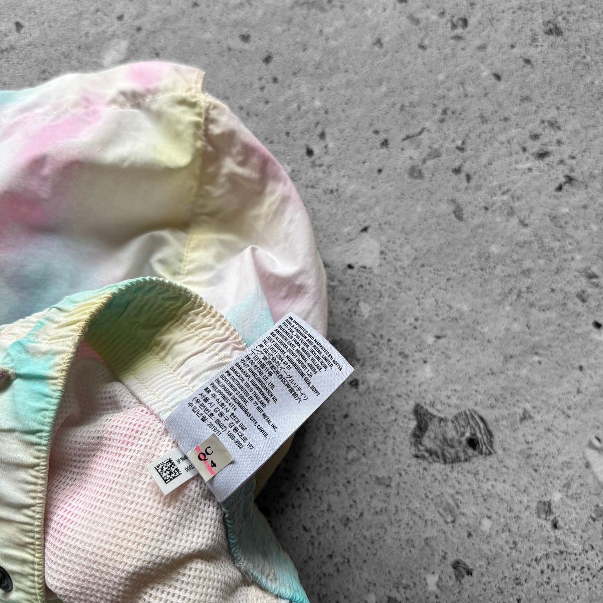 American Eagle Outfitters × Other American Eagle Mens Multicolor Swim Shorts Zipper Closure Size US 36 / EU 52 - 6 Thumbnail
