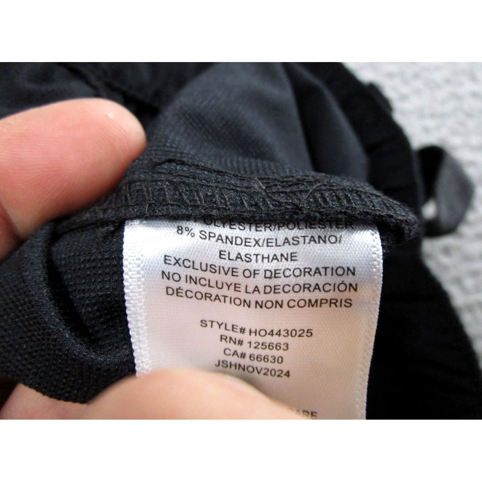 Vintage Bass Cargo Shorts Mens 36 Belted Cargo Pocket Black Outdoor 90s American Style Men Size US 36 / EU 52 - 4 Thumbnail