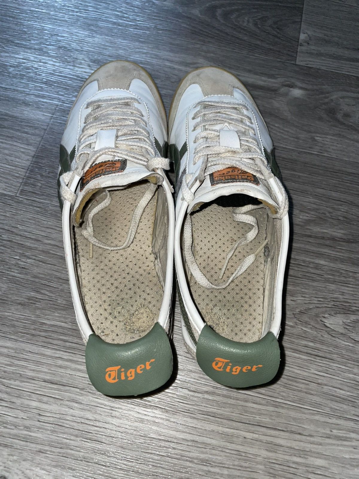 Asics Vintage Asics Onitsuka Tiger Low-top Sneakers Rare Size US 11 / EU 44 - 14 Thumbnail