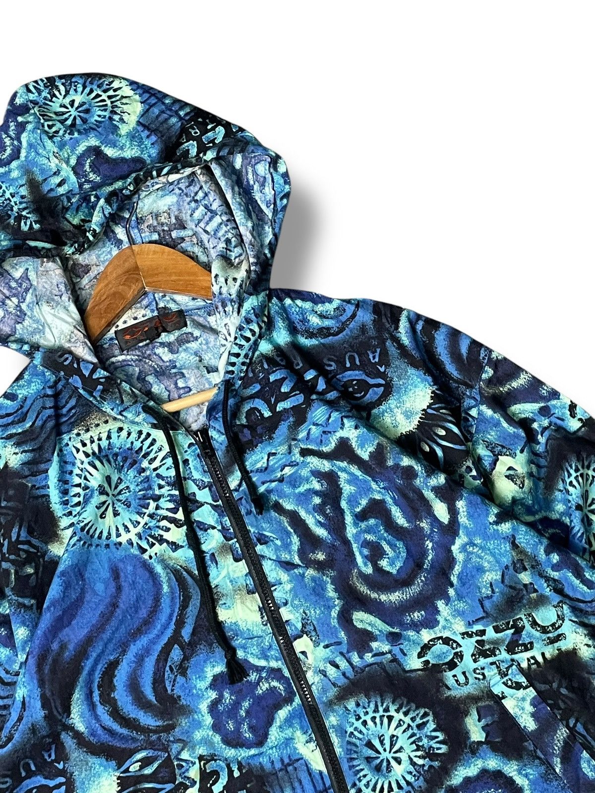 Japanese Brand × Vintage Vintage OZZY Australia Full-print Hoodies (74) Size US L / EU 52-54 / 3 - 2 Thumbnail