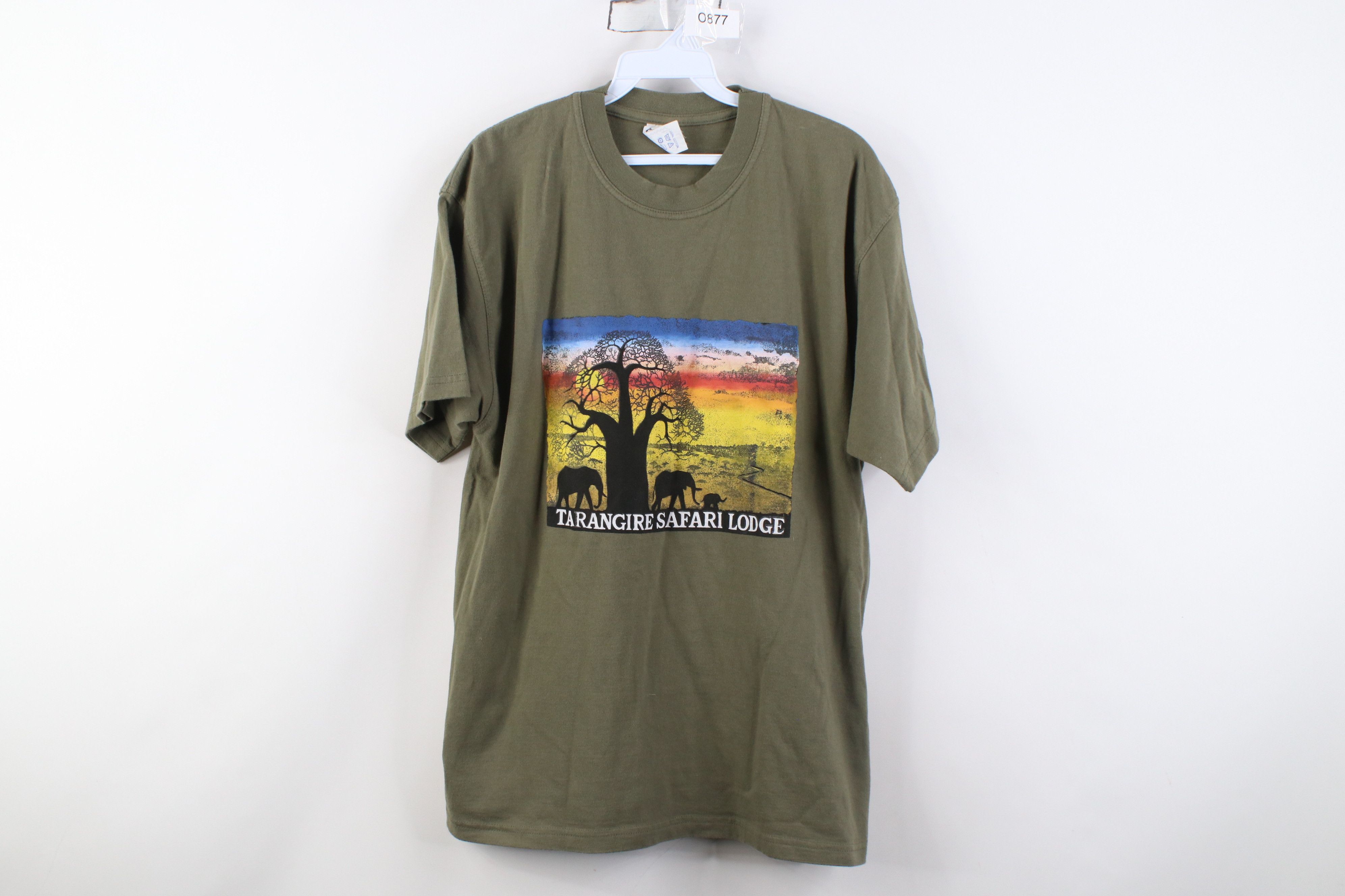 Vintage Vintage 90s Y2K Streetwear Tarangire Safari Lodge T-Shirt Size US L / EU 52-54 / 3 - 1 Thumbnail