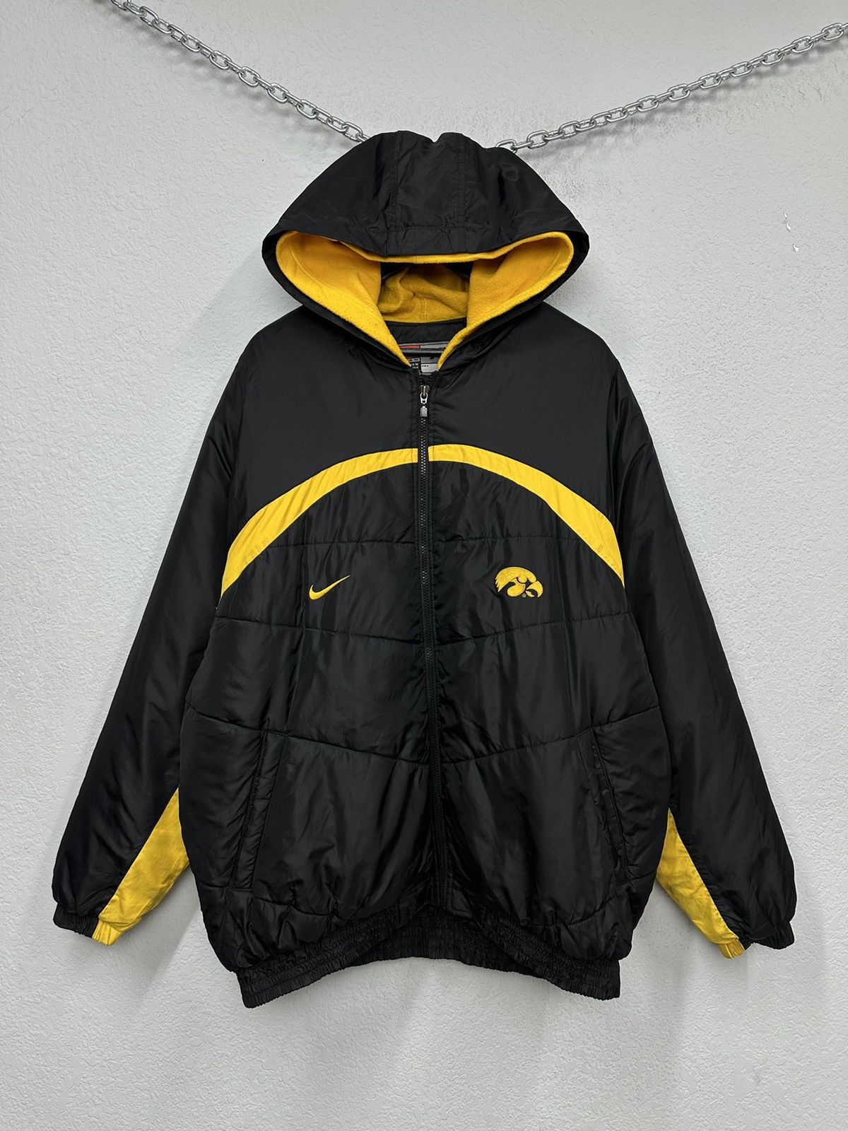 Nike VTG lowa Hawkeyes Logo Mens Full Zip Hooded Jacket 90s NCAA Size US XL / EU 56 / 4 - 1 Thumbnail