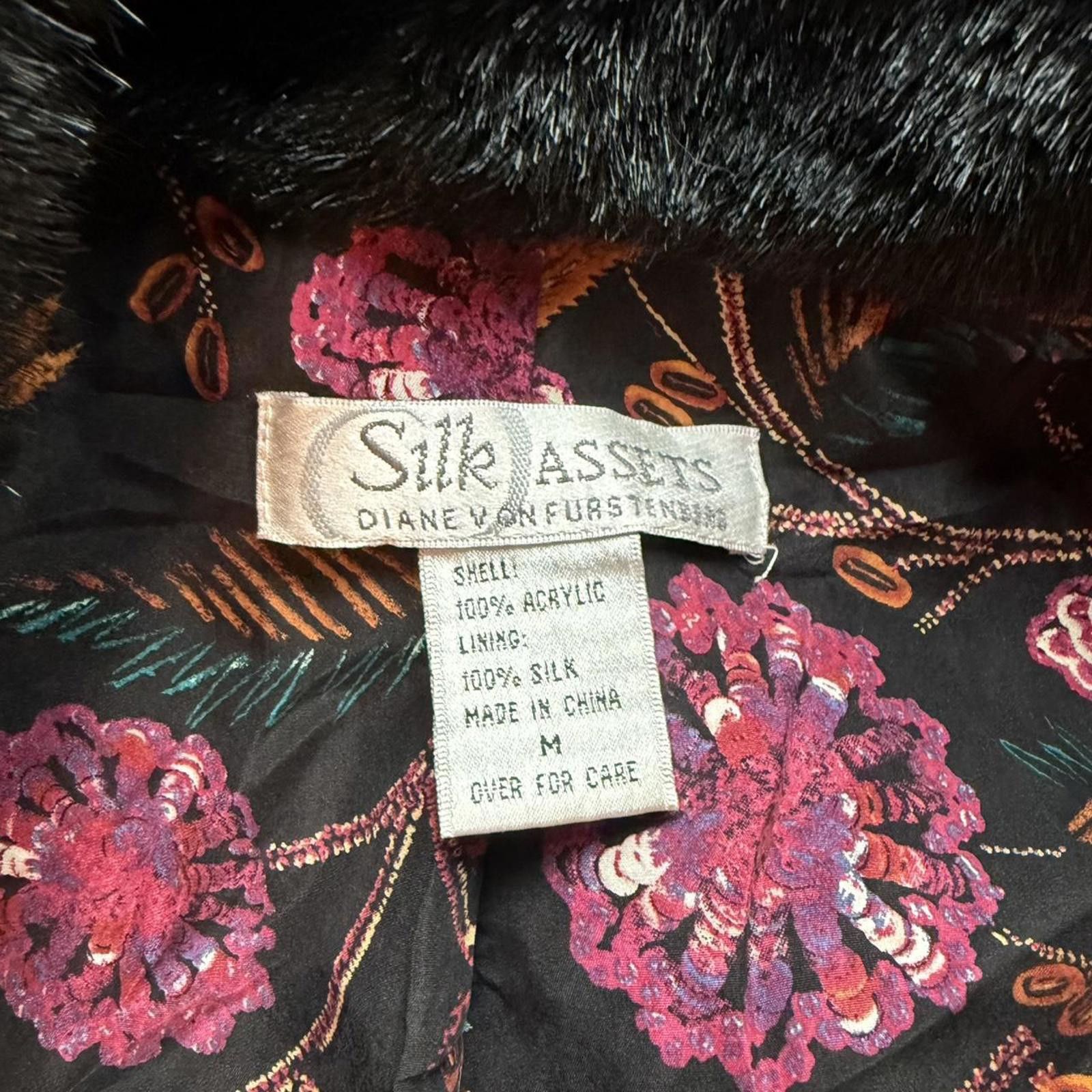Diane von Furstenberg Diane von Furstenberg Black Faux Fur Vest Size M Size M / US 6-8 / IT 42-44 - 3 Thumbnail