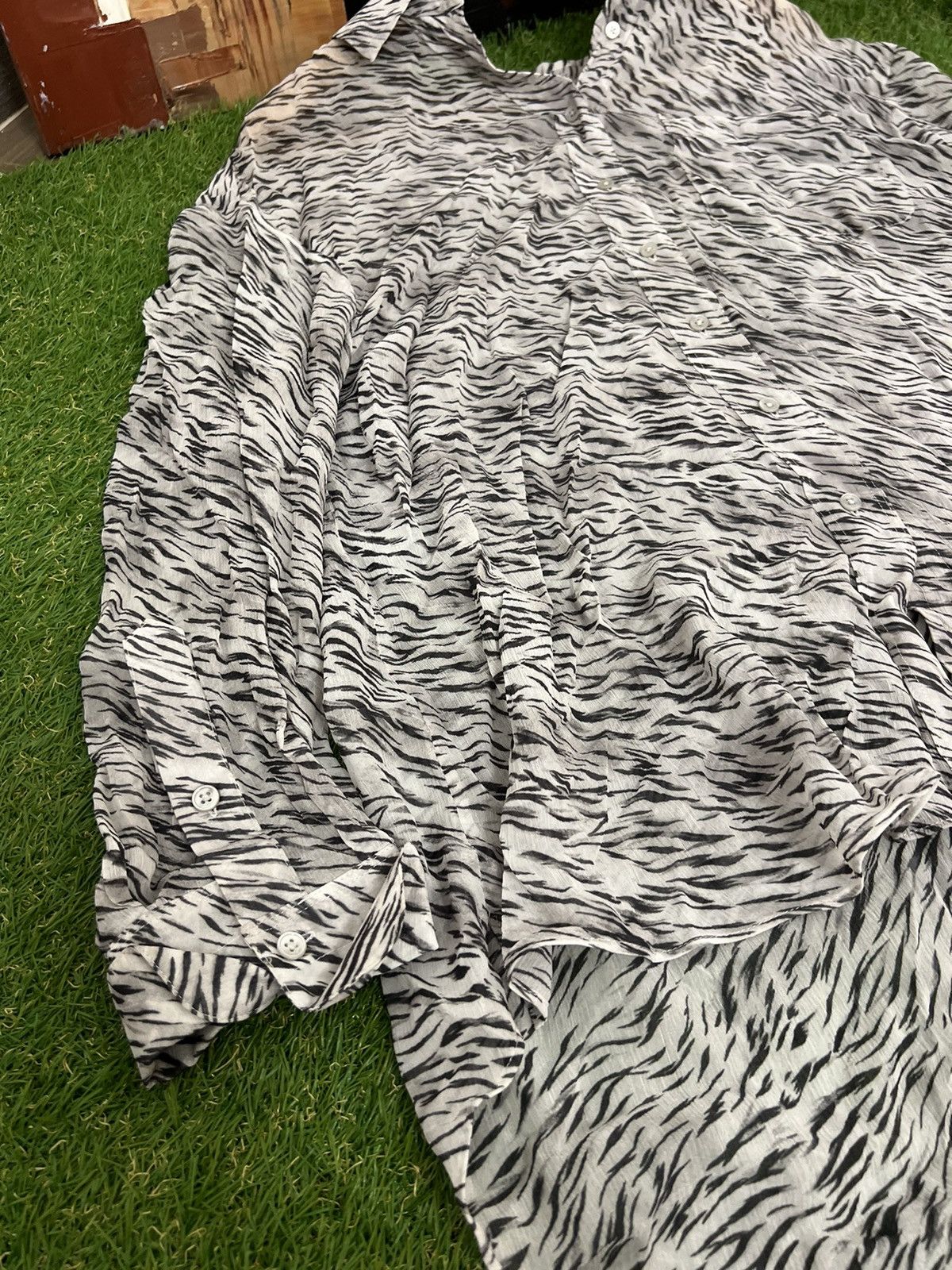 Allsaints Allsaints Zebra Printed Hawaiian Shirt Size M / US 6-8 / IT 42-44 - 5 Thumbnail