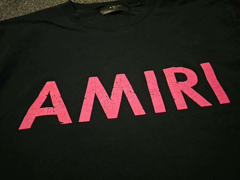 Amiri Amiri Cracked powder logo Short Sleeve Size US S / EU 44-46 / 1 - 3 Thumbnail