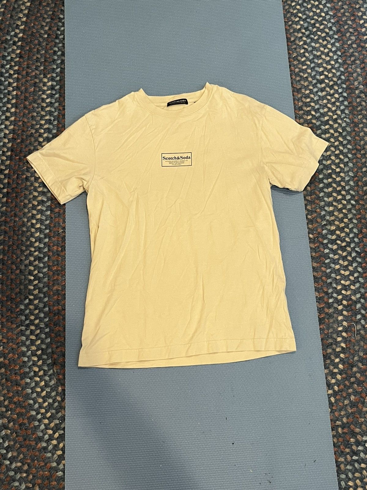 Scotch & Soda Scotch & Soda cream graphic logo tee Size US M / EU 48-50 / 2 - 1 Thumbnail