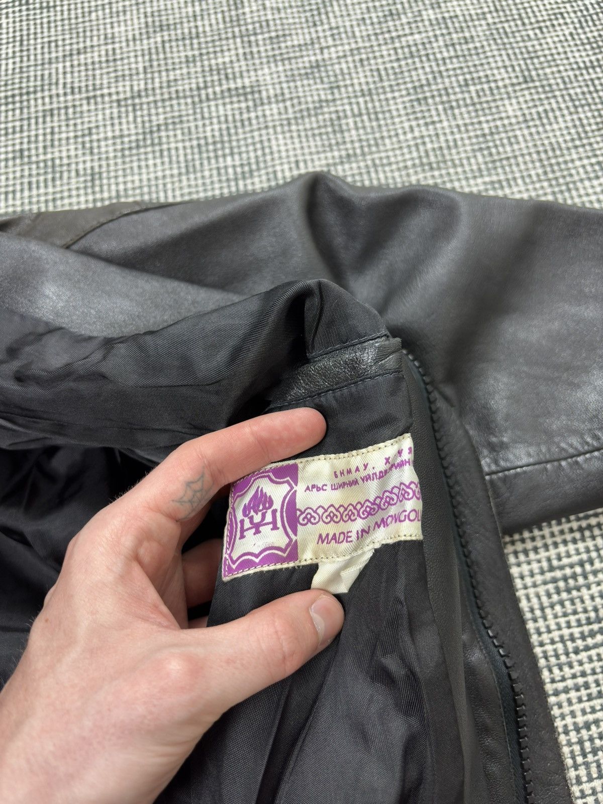 Genuine Leather Boxy avant garde made in Mongolia leather bomber jacket 80s Size US XL / EU 56 / 4 - 7 Thumbnail