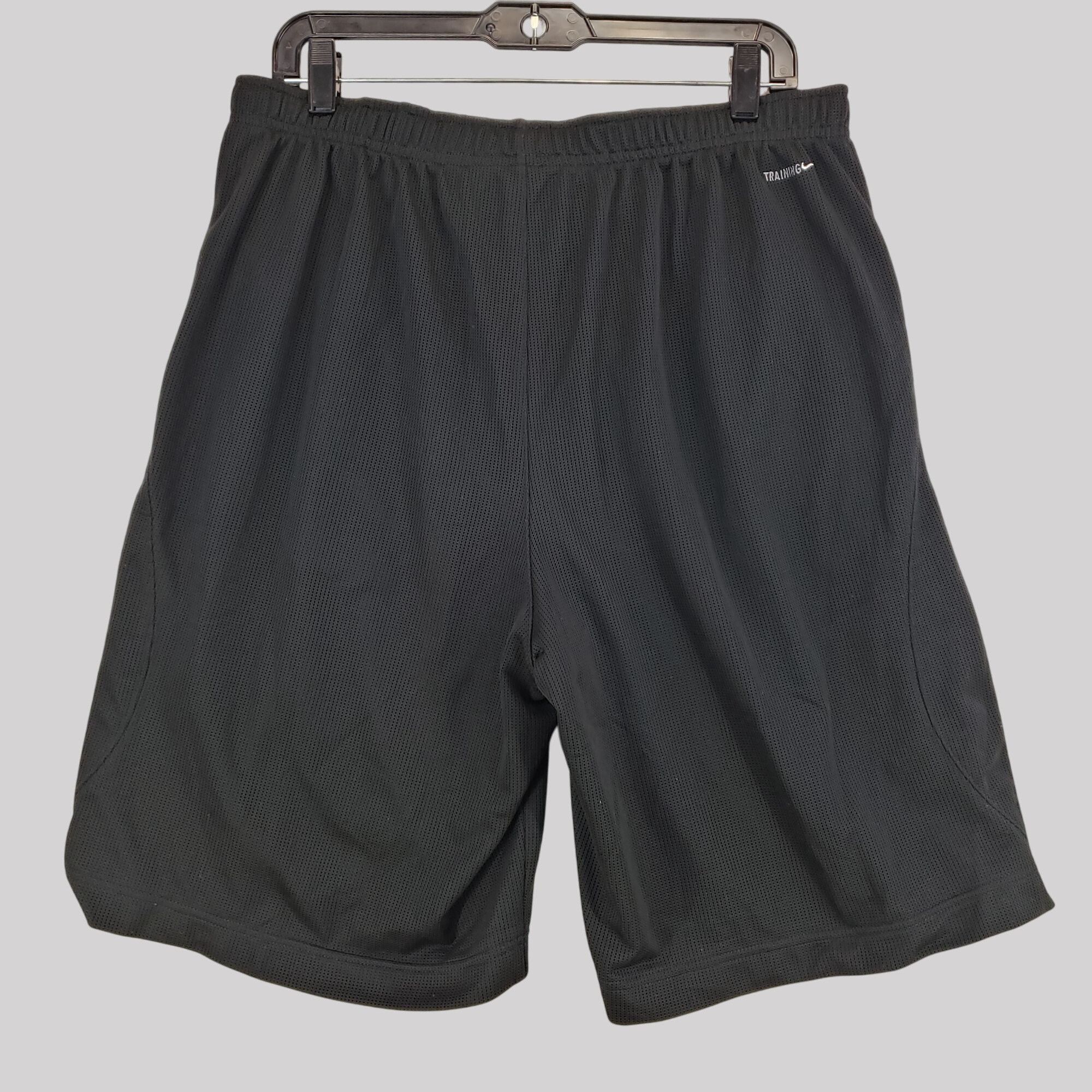 Nike Nike Sportswear Black Mesh Athletic Shorts Lightweight XL Size US 36 / EU 52 - 4 Thumbnail