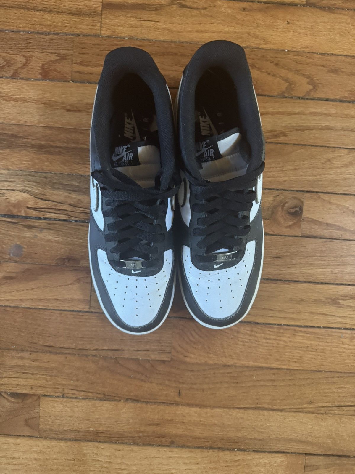 Nike Nike Air Force 1 Low ‘09 Panda White Swoosh Size US 11 / EU 44 - 3 Thumbnail