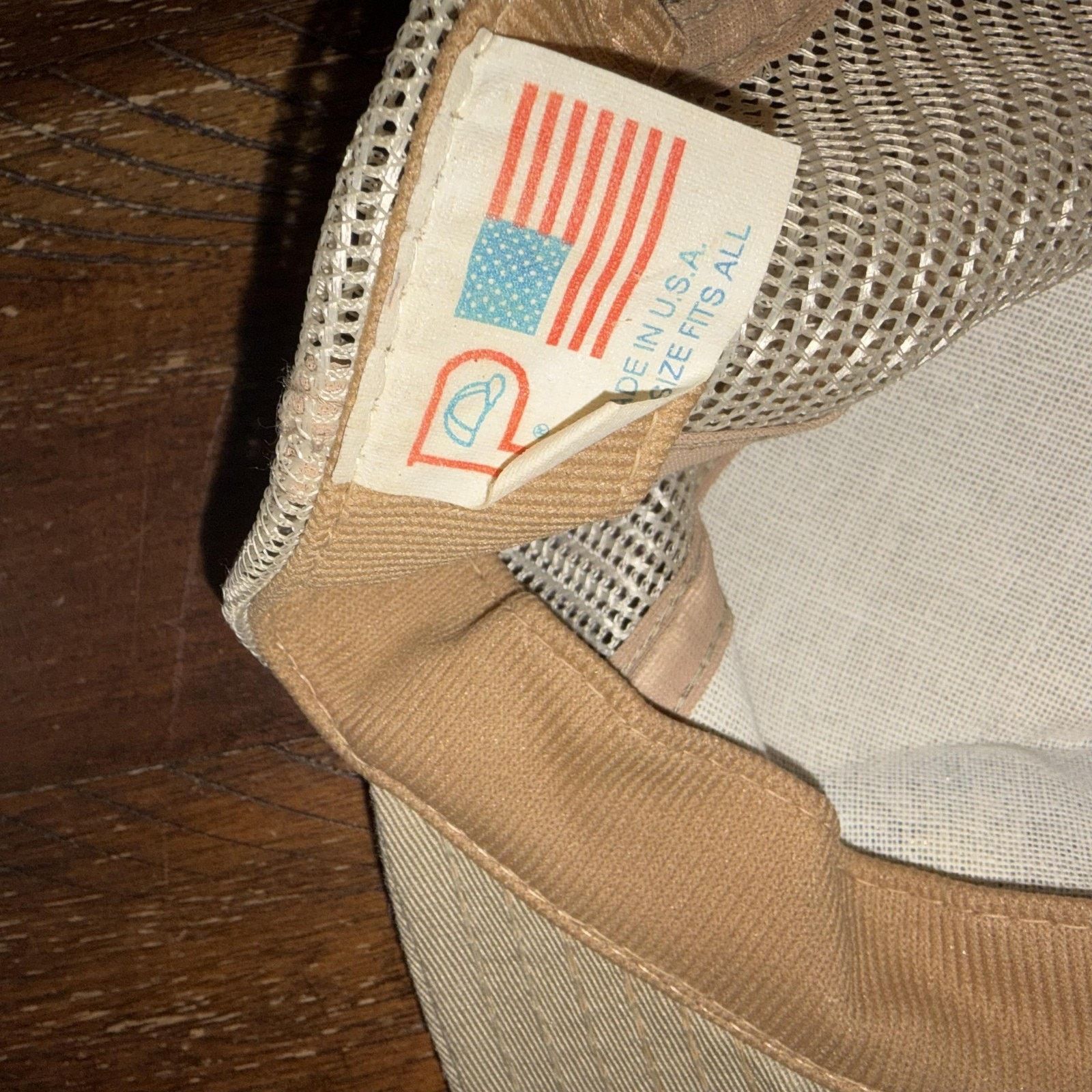 Vintage Vtg Fish Hat Cap Snap Back Beige Mesh Trucker 80s Fishing Size ONE SIZE - 6 Thumbnail