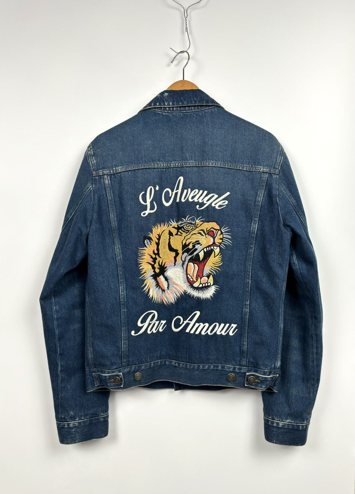 Gucci Gucci L'Aveugle Par Amour Tiger Embroidered Denim Jacket Size US M / EU 48-50 / 2 - 2 Thumbnail