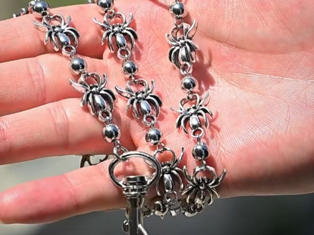 Other Little Spiders Bracelet KeyChain Jean Wallet Belt Chain Size ONE SIZE - 2 Thumbnail
