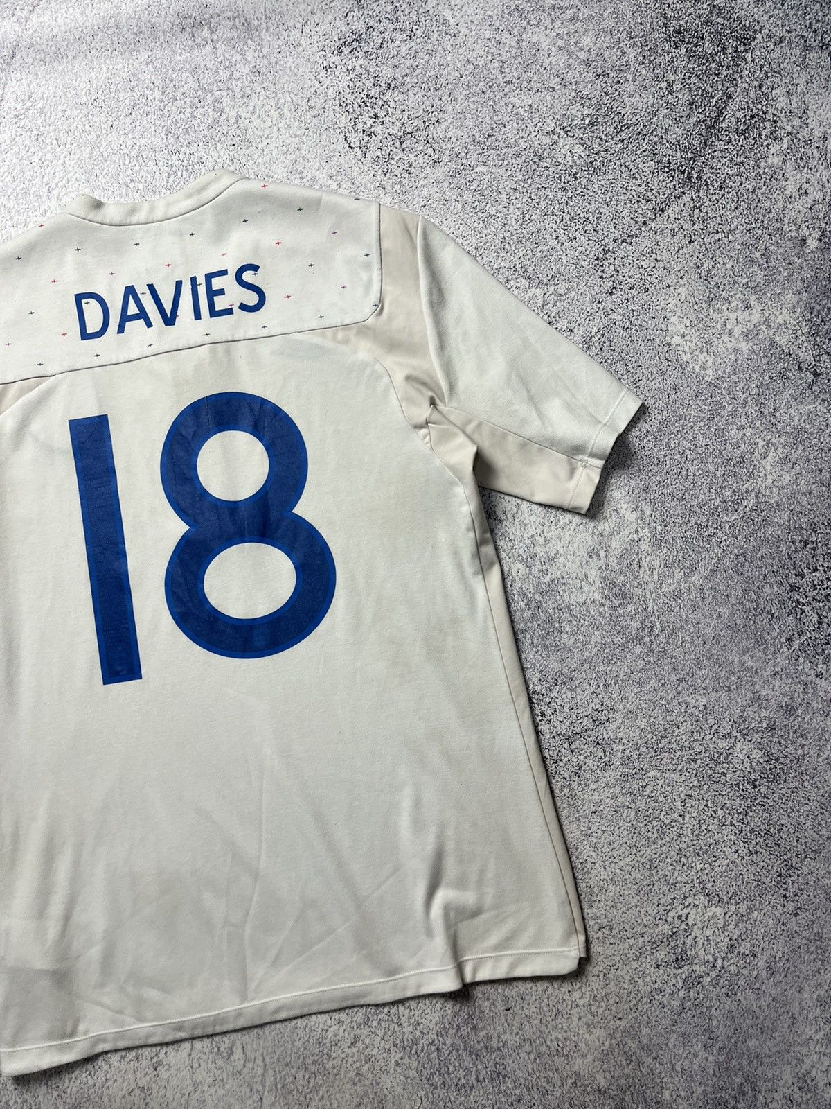 Umbro Vintage Umbro England National Team 2010 DAVIES 18 Jersey Size US M / EU 48-50 / 2 - 15 Thumbnail