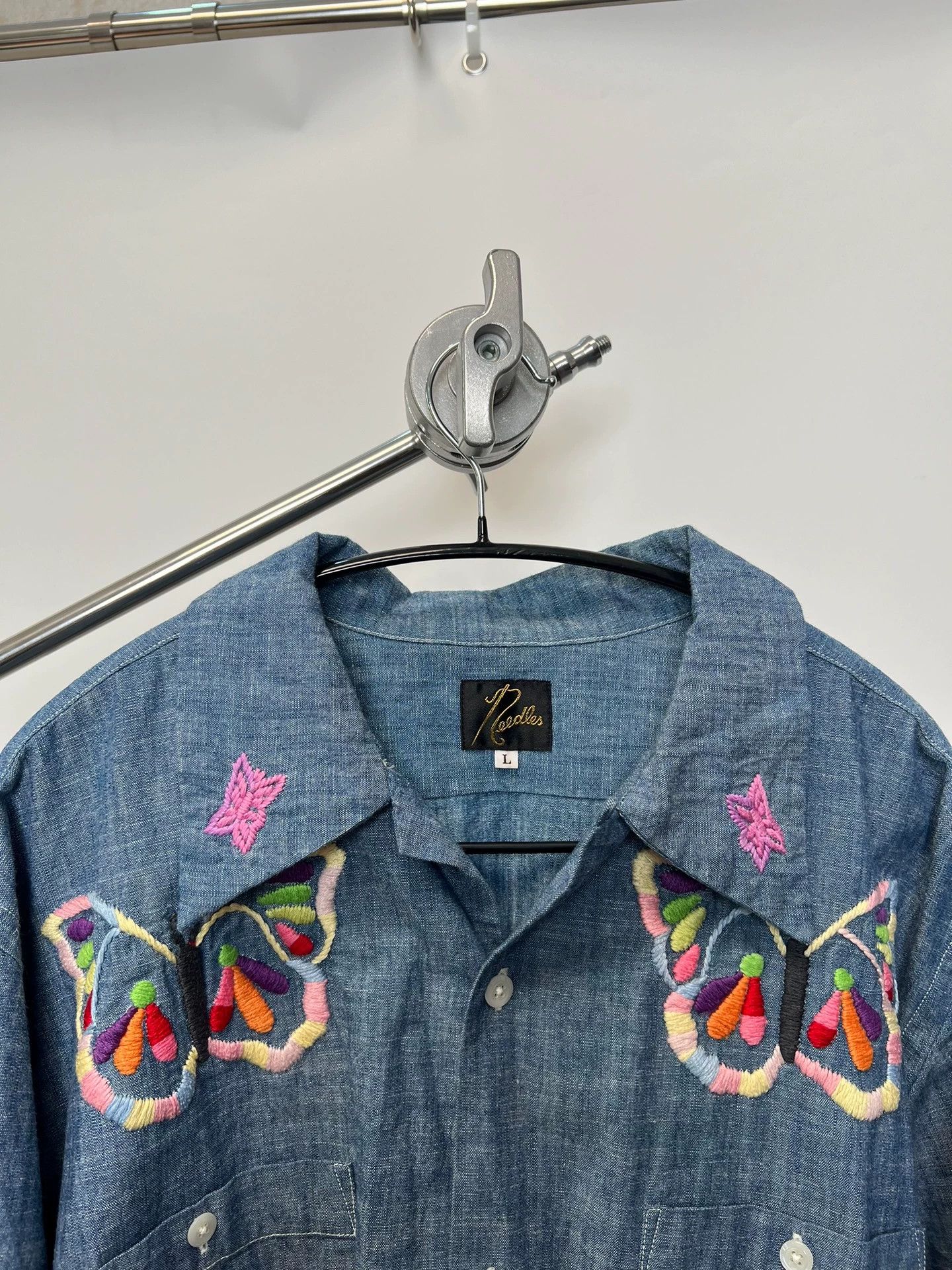 Other NEEDLES 24SS Indian Butterfly Embroidery Denim Shirt L Size L / US 10 / IT 46 - 3 Thumbnail