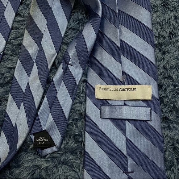 Perry Ellis Perry Ellis Portfolio Men 100% Silk Tie Striped Blue Size ONE SIZE - 1 Thumbnail