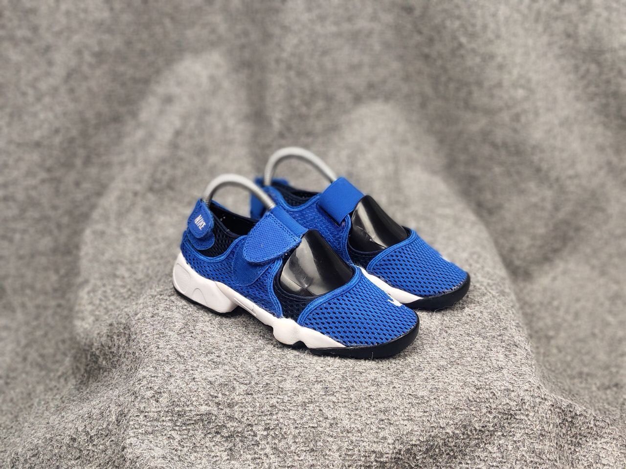 Nike Vintage Nike Air Rift Ninja Swoosh Sneakers Sandals Shoes Size US 7.5 / IT 37.5 - 4 Thumbnail