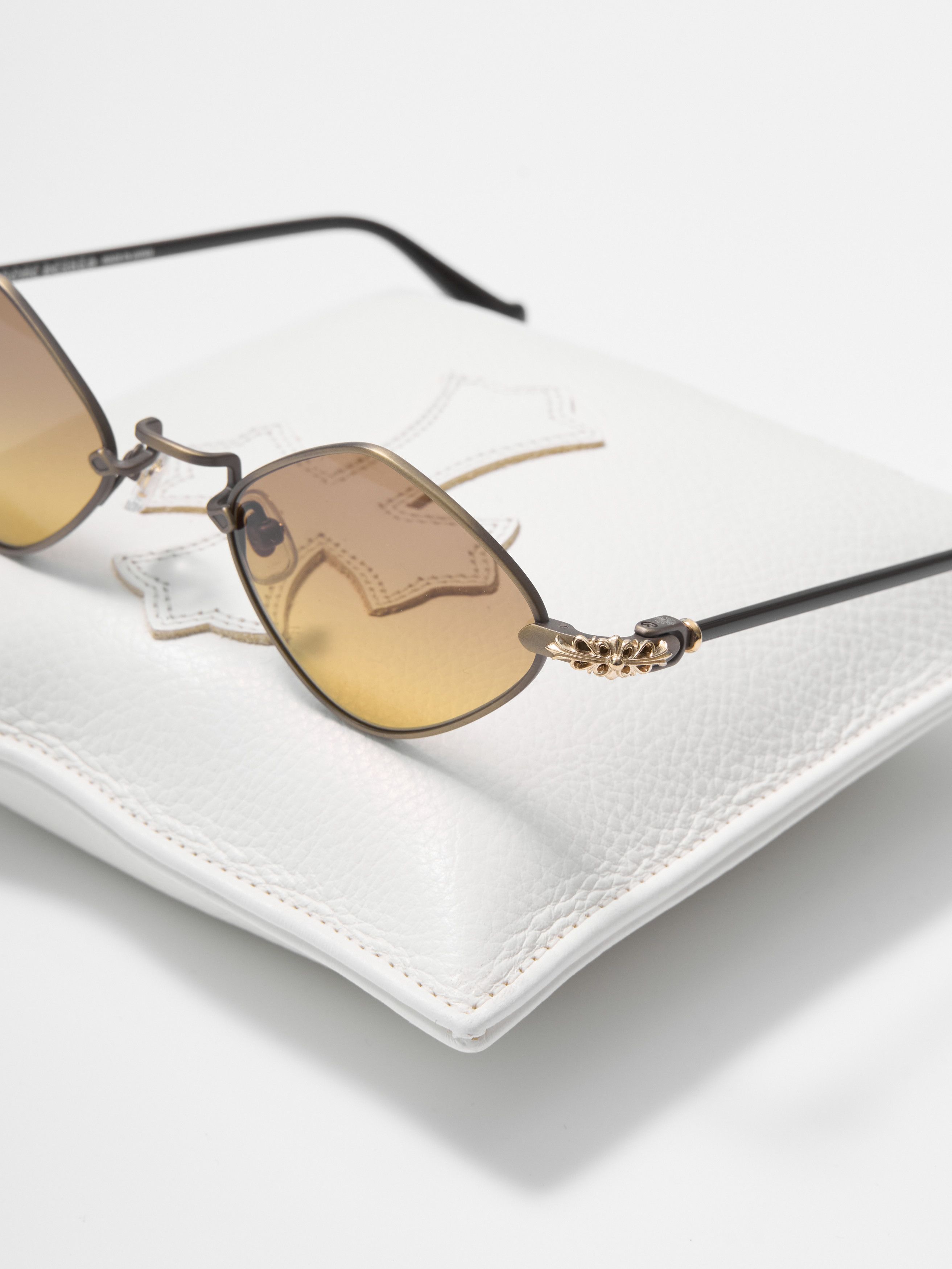 Chrome Hearts CHROME HEARTS DIAMOND DOG SAND - CLASSIC BROWN SUNGLASSES Size ONE SIZE - 10 Thumbnail