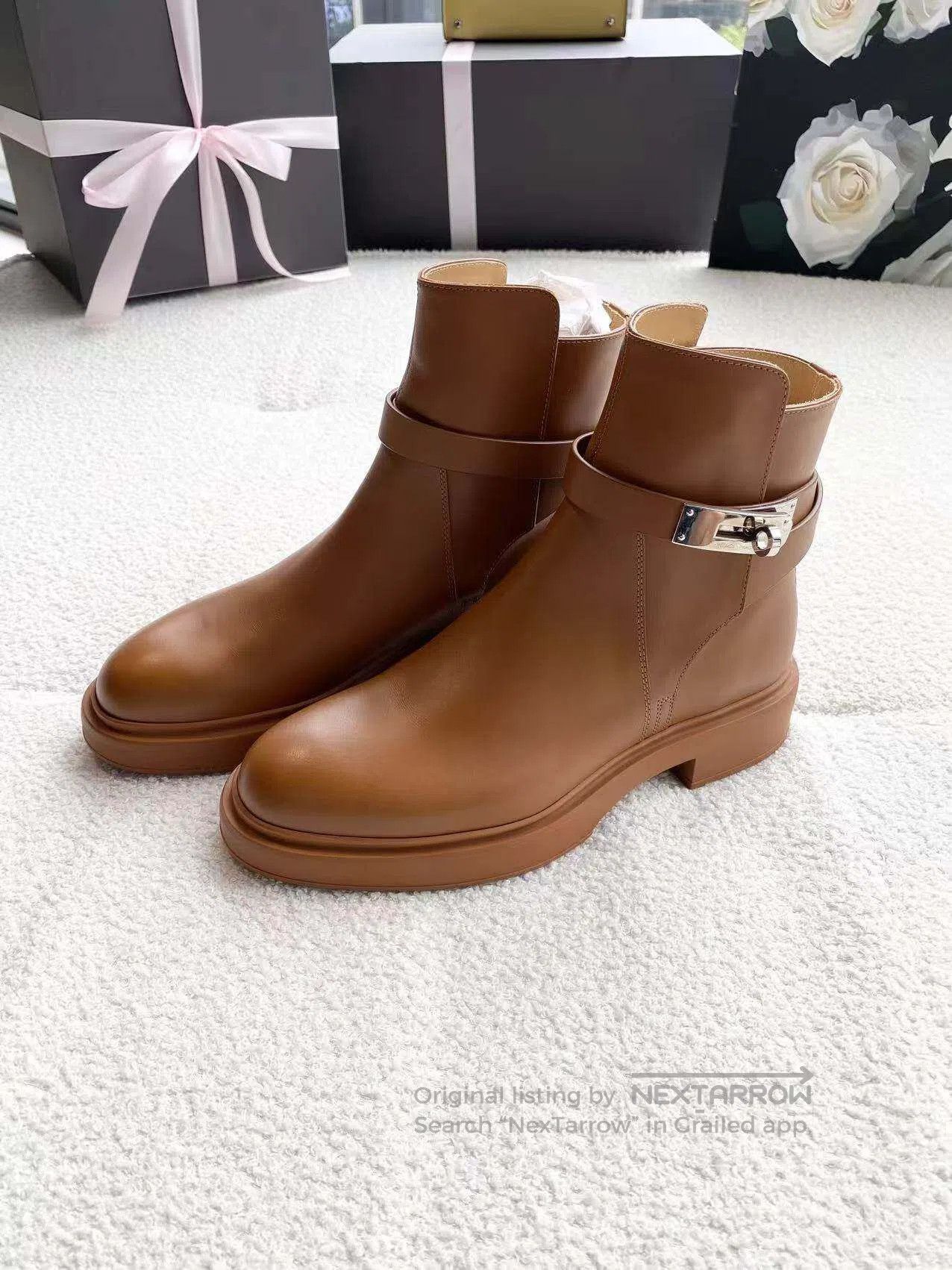 Hermes Hermes Kelly buttoned up her brown booties| Size US 6.5 / IT 36.5 - 1 Thumbnail