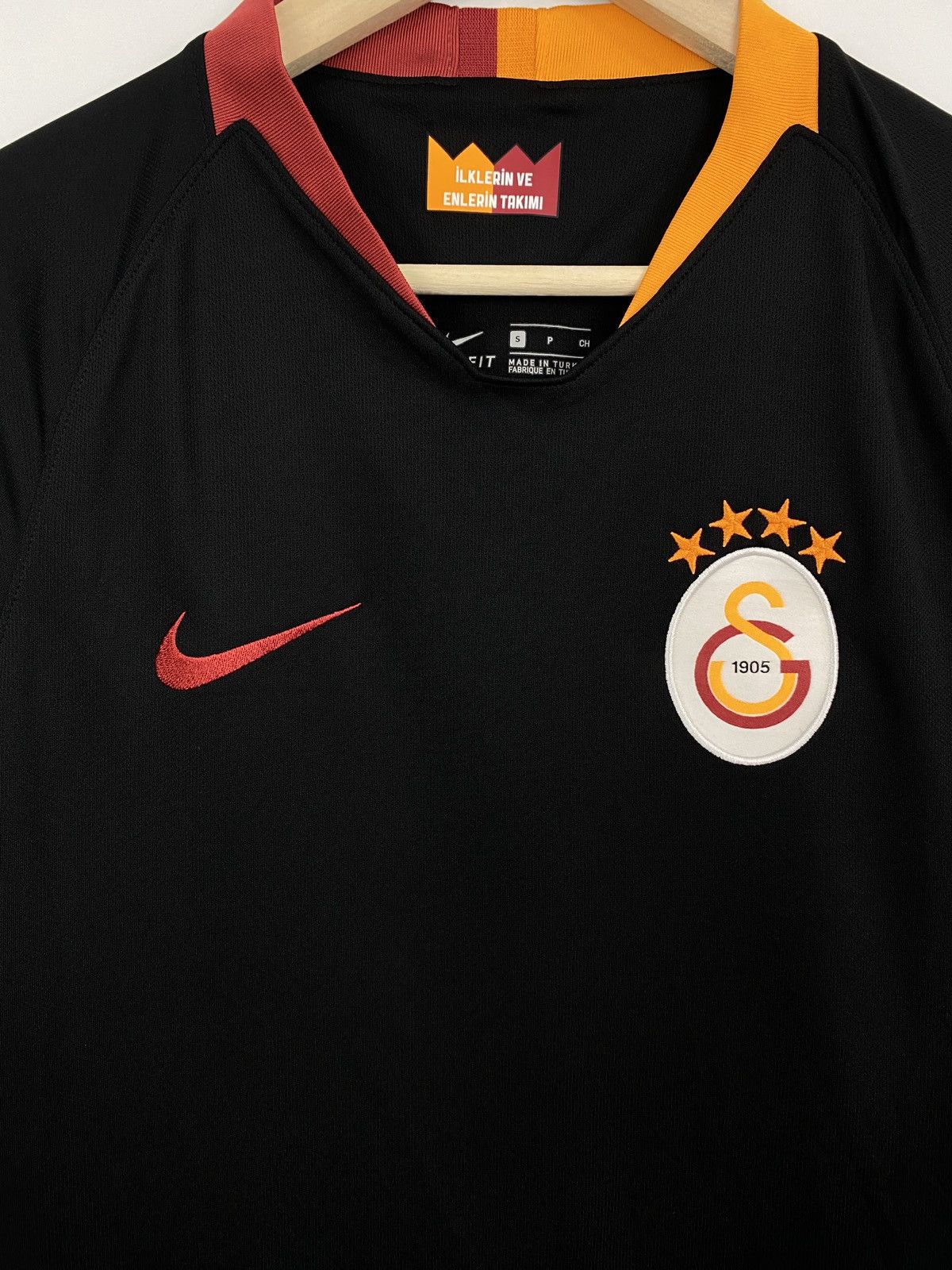 Nike 🇹🇷 Y2K Nike Galatasaray Jersey Rare Retro Hype Blokecore Y2K Size US S / EU 44-46 / 1 - 4 Thumbnail