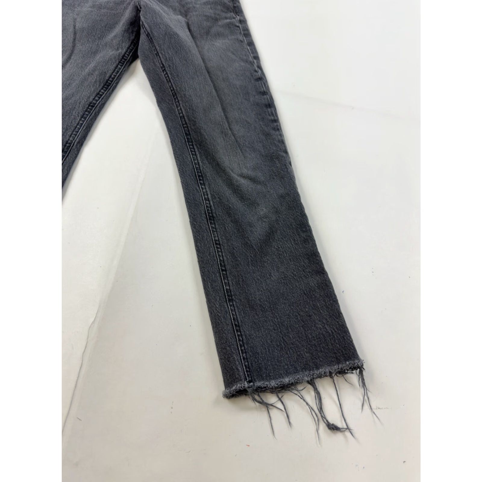 Topshop Topshop Jeans Women’s Regular 26 Black Skinny Inseam 25 Slimming Stretch Womens Size 26" / US 2 / IT 38 - 3 Thumbnail
