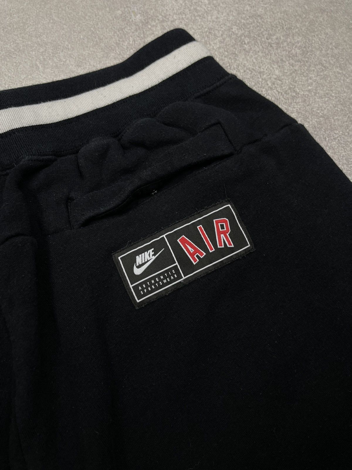Nike Mens Nike Air Fleece Sweatpants Black Big Logo Drill Y2K Size US 34 / EU 50 - 8 Thumbnail