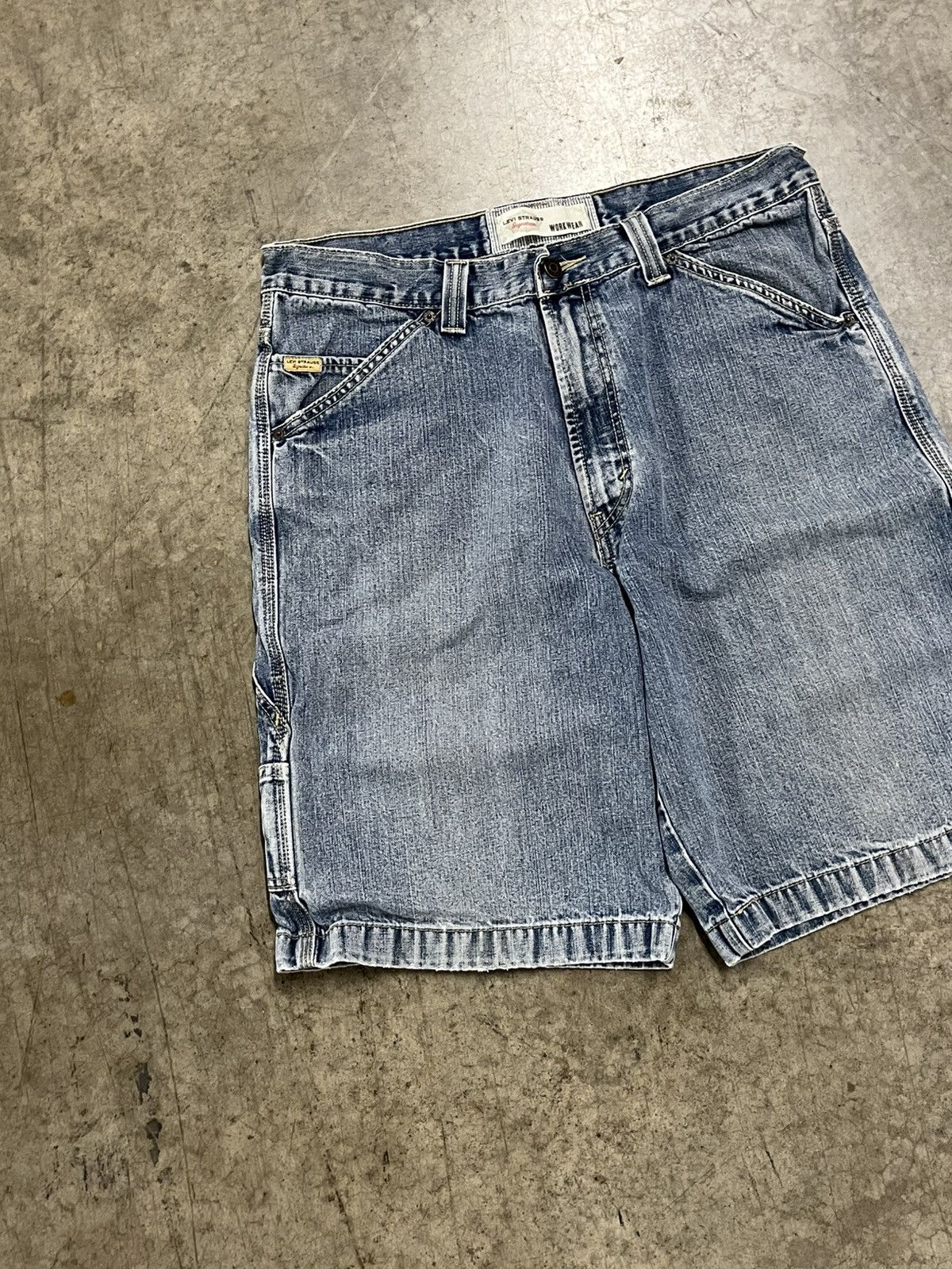 Levi's × Vintage Levi’s carpenter cargo jorts baggy fit skater streetwear Size US 34 / EU 50 - 6 Thumbnail