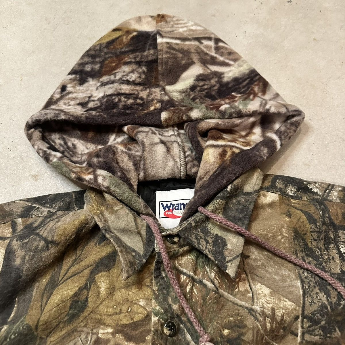 Wrangler Vintage 90s Realtree Wrangler Pro Gear Camo Hunting Jacket Size US XL / EU 56 / 4 - 3 Thumbnail