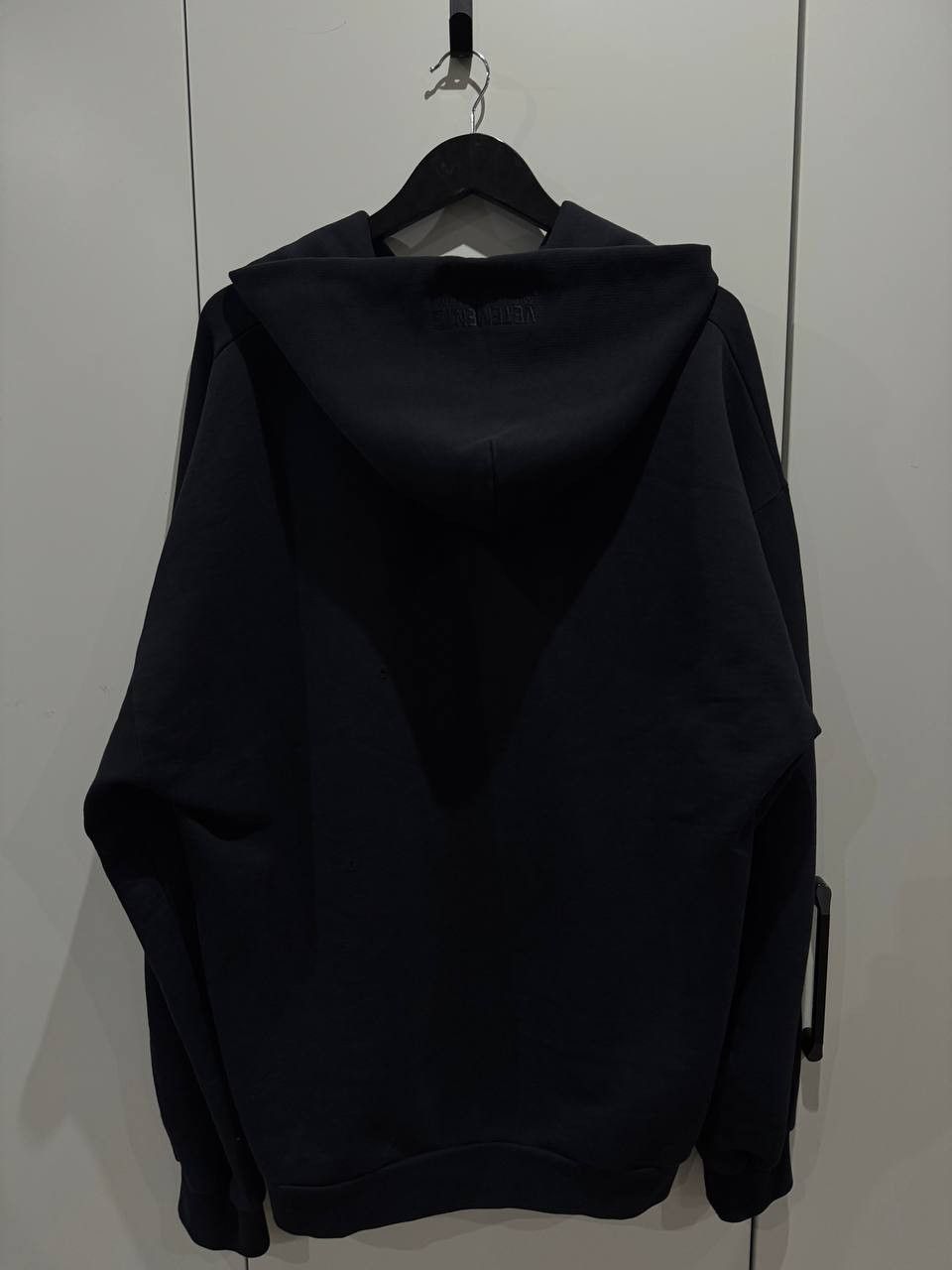 Vetements Black Target Hoodie Size US M / EU 48-50 / 2 - 2 Thumbnail