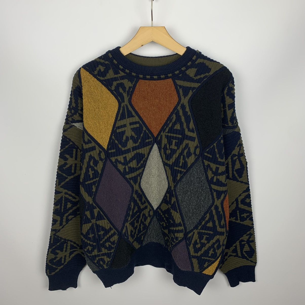 Carlo Colucci Vintage Carlo Colucci 3D Knit Wool Sweater Geometric Size 52 Size US L / EU 52-54 / 3 - 1 Thumbnail