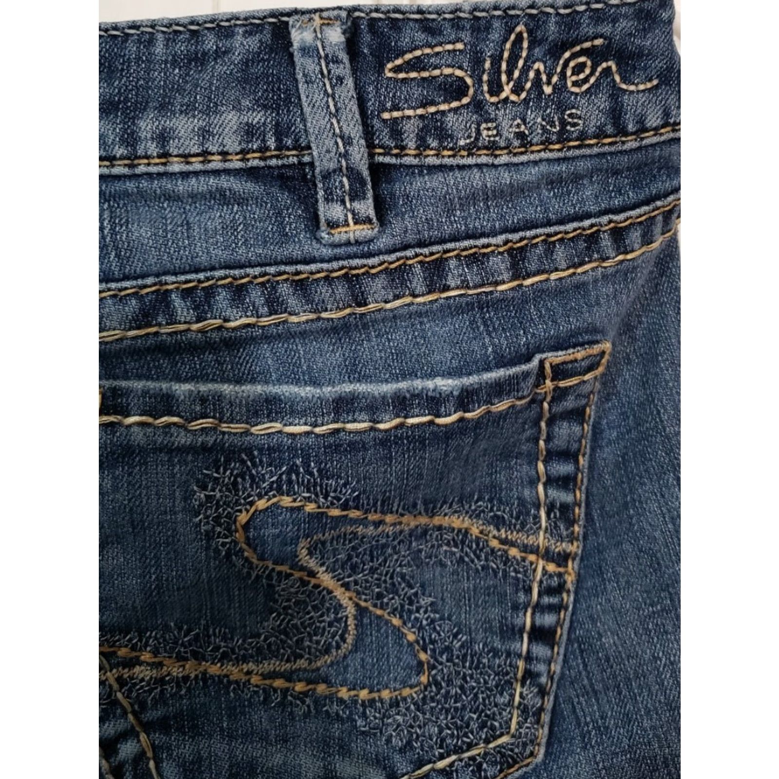 Vintage **Silver Aiko Women's Blue Denim Bootcut Jeans Size 30 x 31** User: Silver Aiko Women's Blue Denim Bootcut Jeans Size 30 x 31 Size 30" / US 8 / IT 44 - 3 Thumbnail