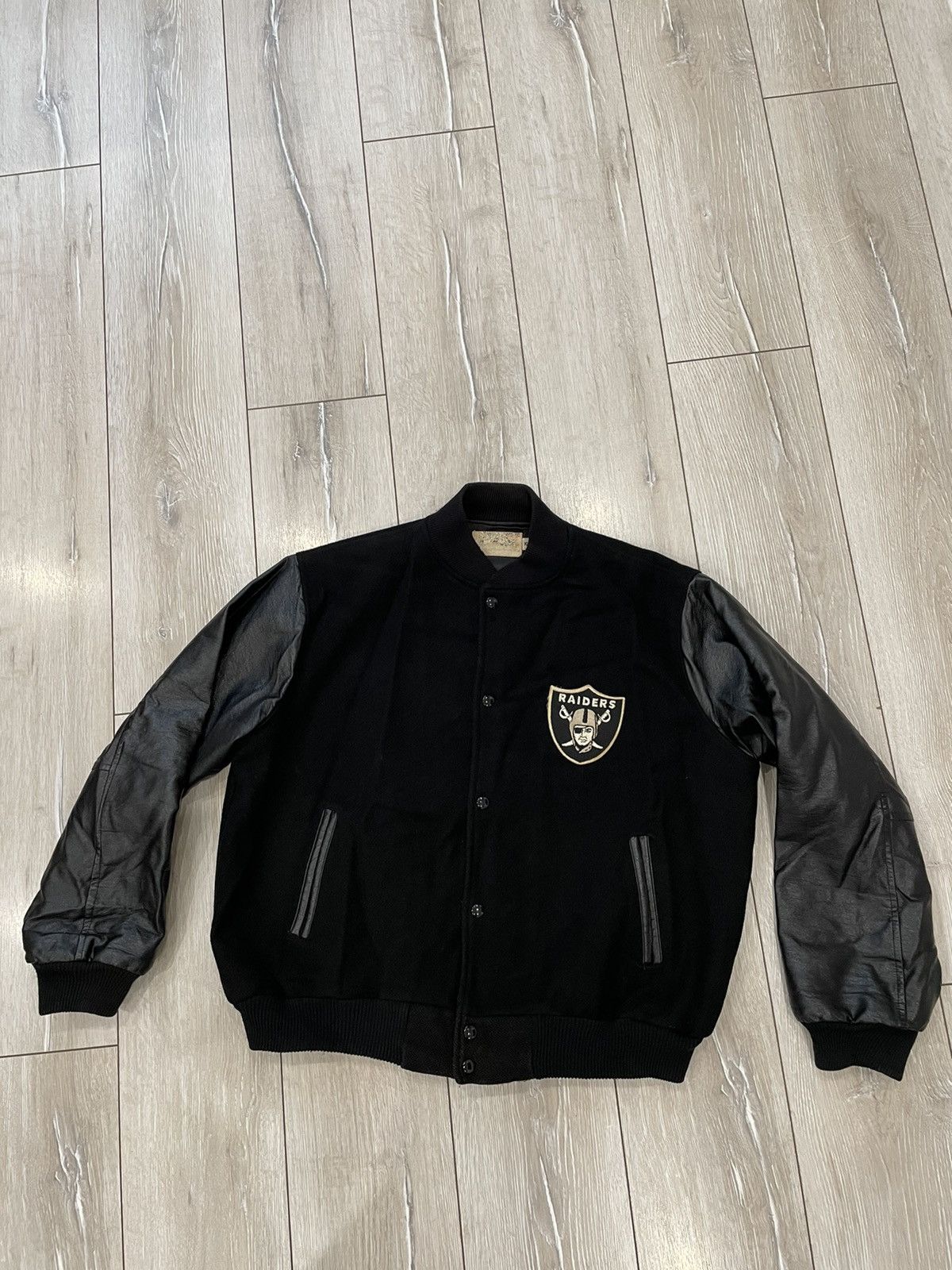 NFL Vintage Oakland Raiders Chalkline Letterman Jacket USA Size US XL / EU 56 / 4 - 2 Thumbnail
