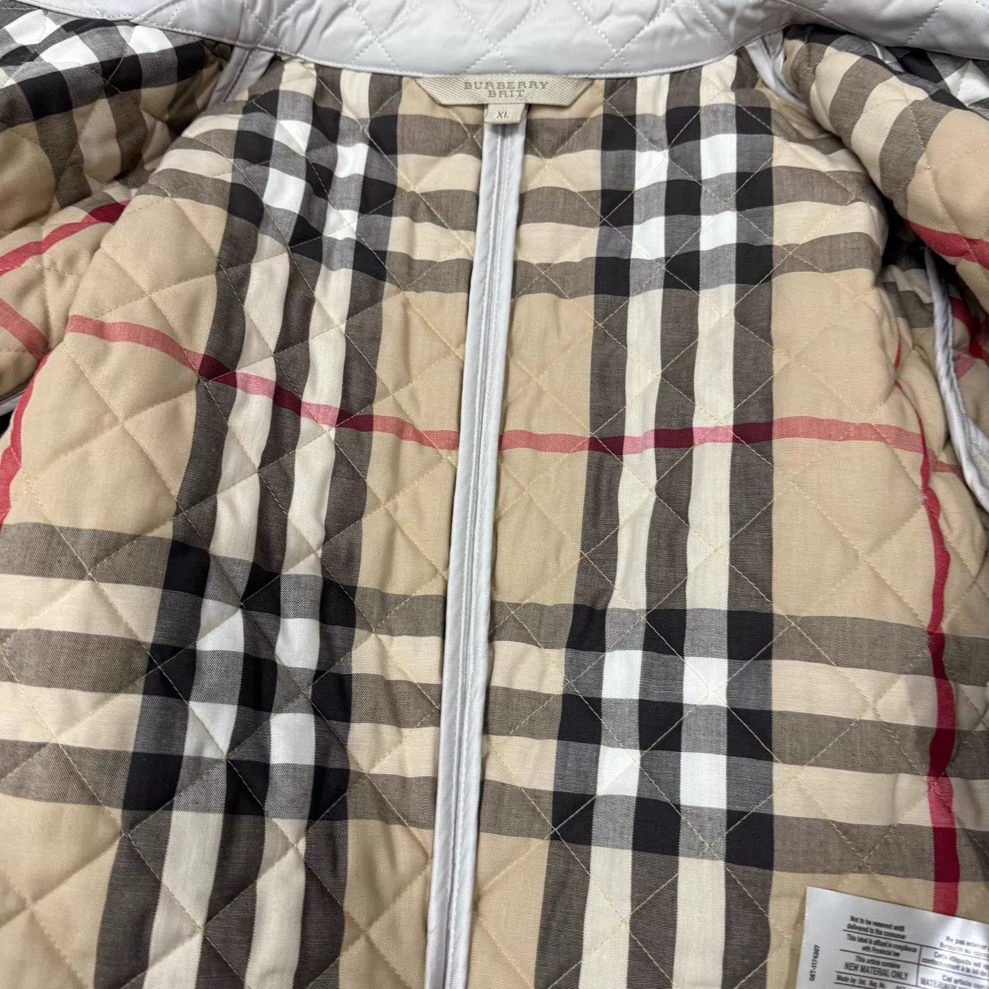 Burberry Burberry white check puffer jacket XL 99 new Size XL / US 12-14 / IT 48-50 - 4 Thumbnail