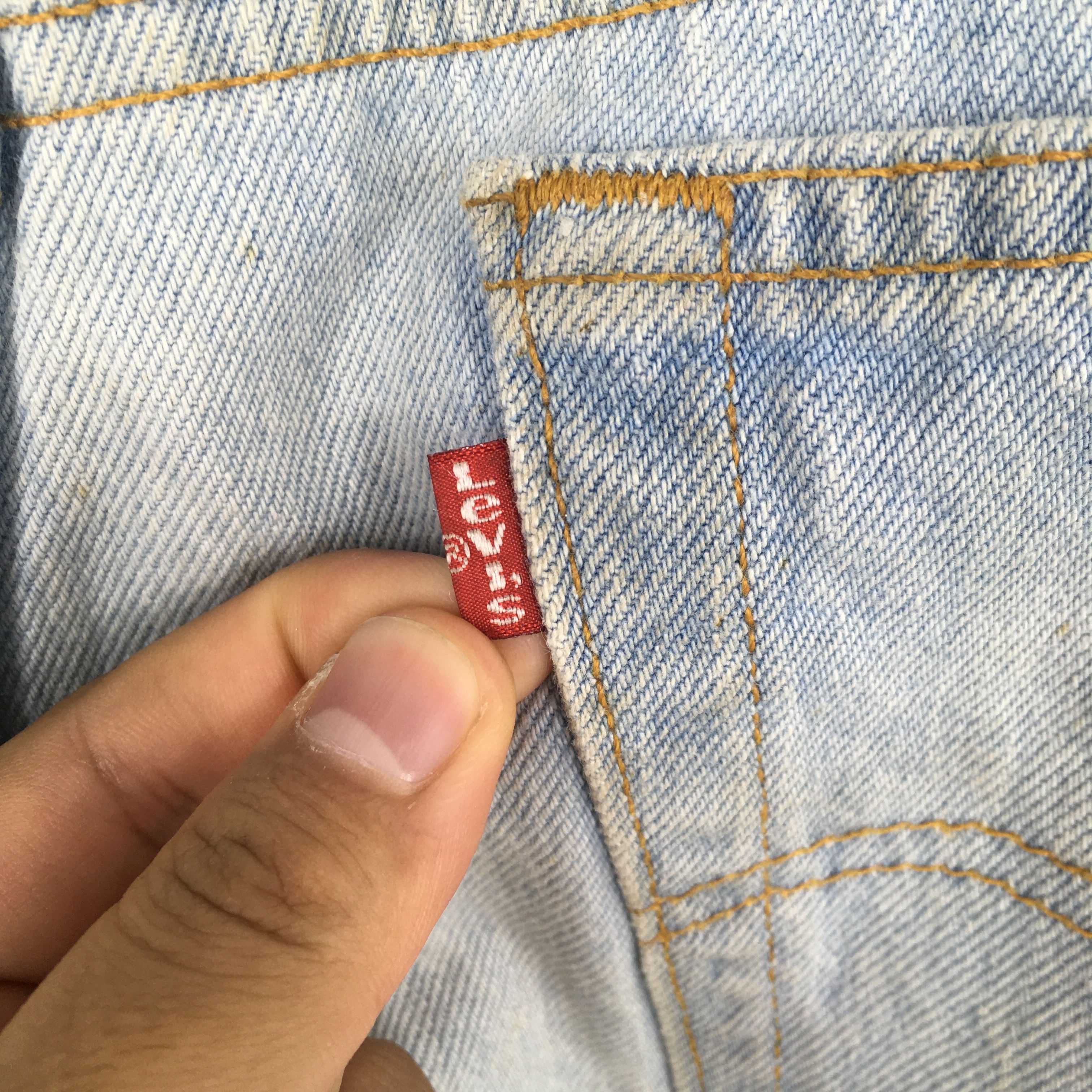 Levi's Size 38x35.5 Vintage 90s Levi's 501 Faded Blue Jeans Size US 30 / EU 46 - 12 Thumbnail
