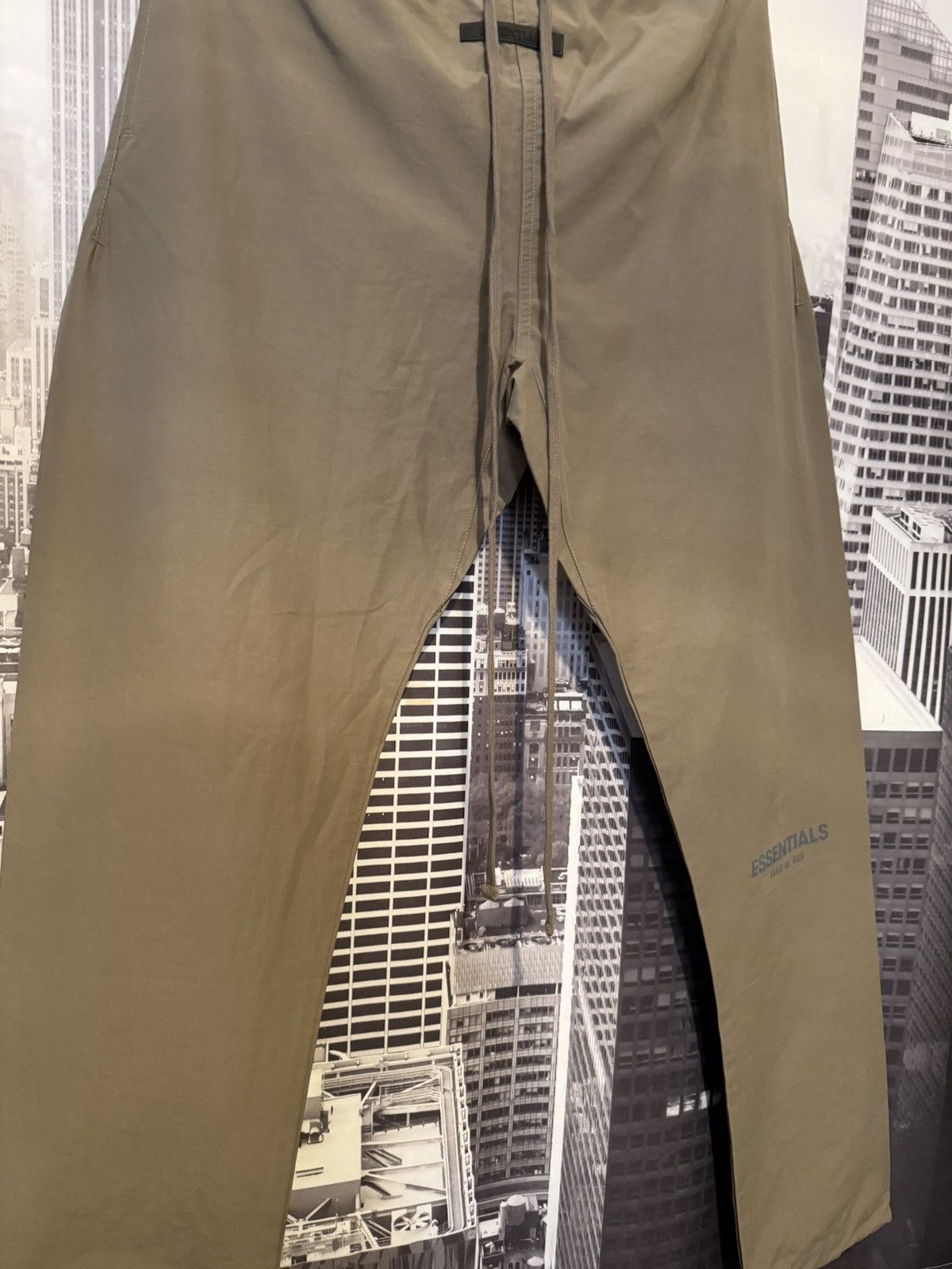 Fear of God Fear of God Essentials Track Pants SZ Medium Taupe💥 Size US 32 / EU 48 - 2 Thumbnail