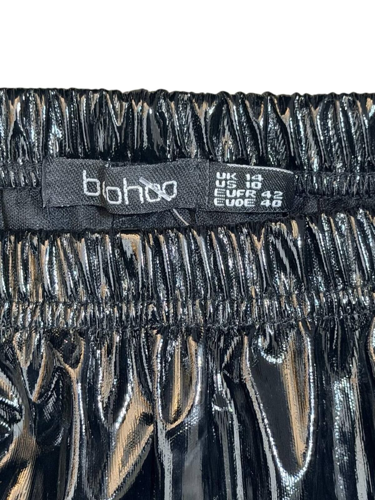 Boohoo Boohoo High Waist Extra Long Vinyl Split Hem Trouser Size 32" / US 10 / IT 46 - 3 Thumbnail