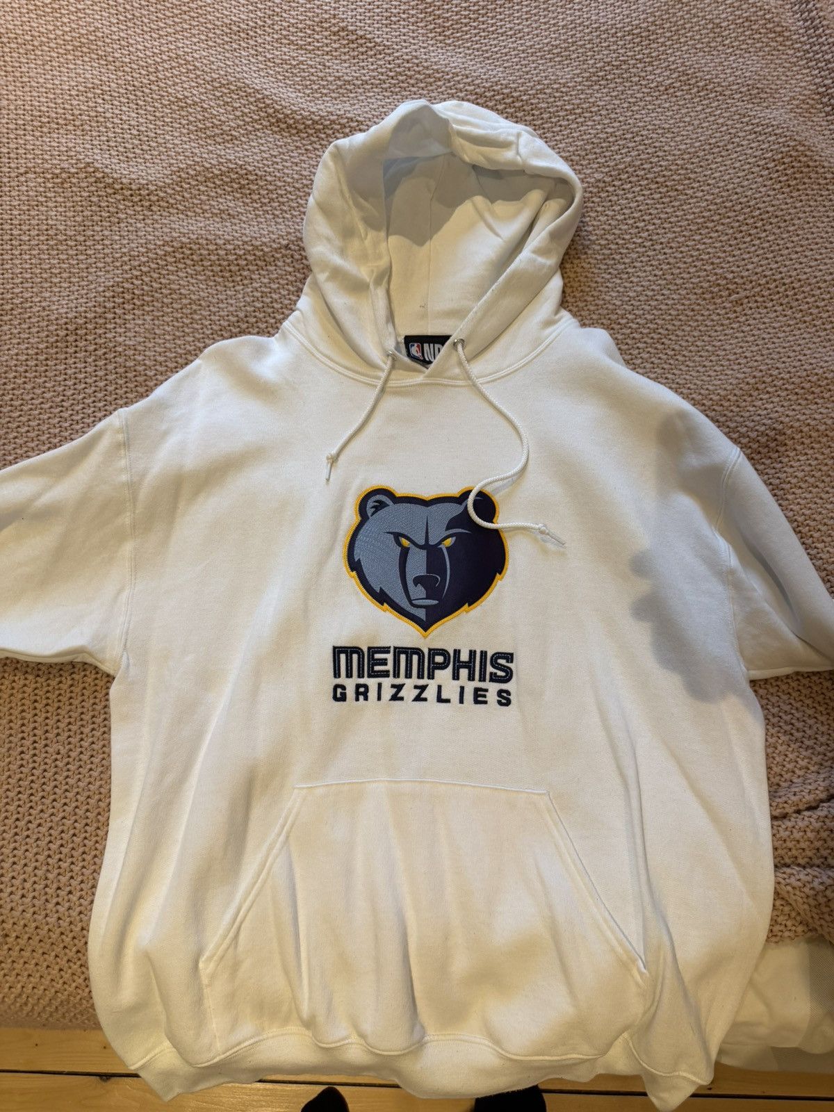 NBA Memphis Grizzlies NBA Hoodie – White Pullover Size US L / EU 52-54 / 3 - 1 Thumbnail