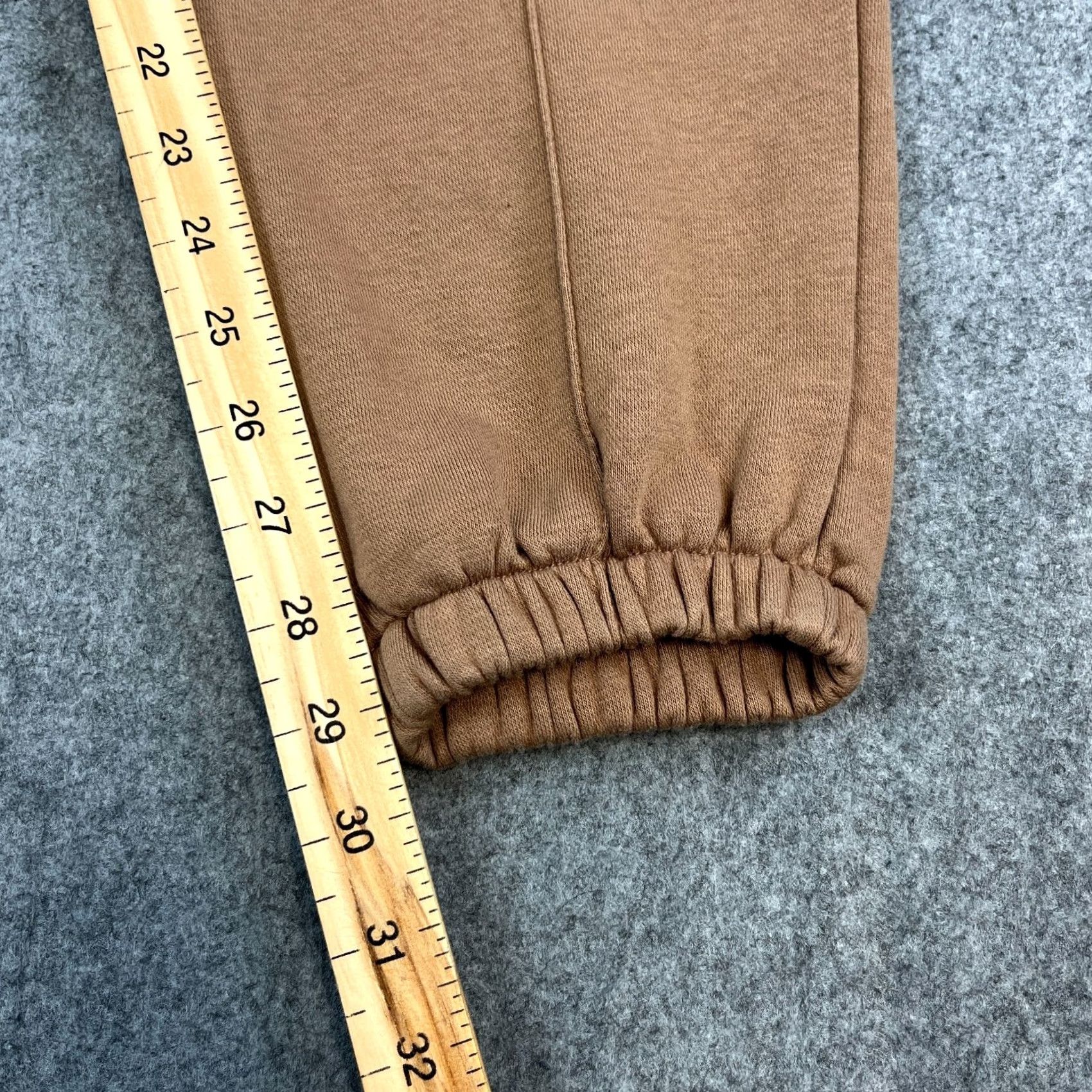 Nike Nike Mens Joggers Sweatpants Slim Fit Brown Trousers Casual Pockets Size S - White Background? Size US 29 - 4 Thumbnail