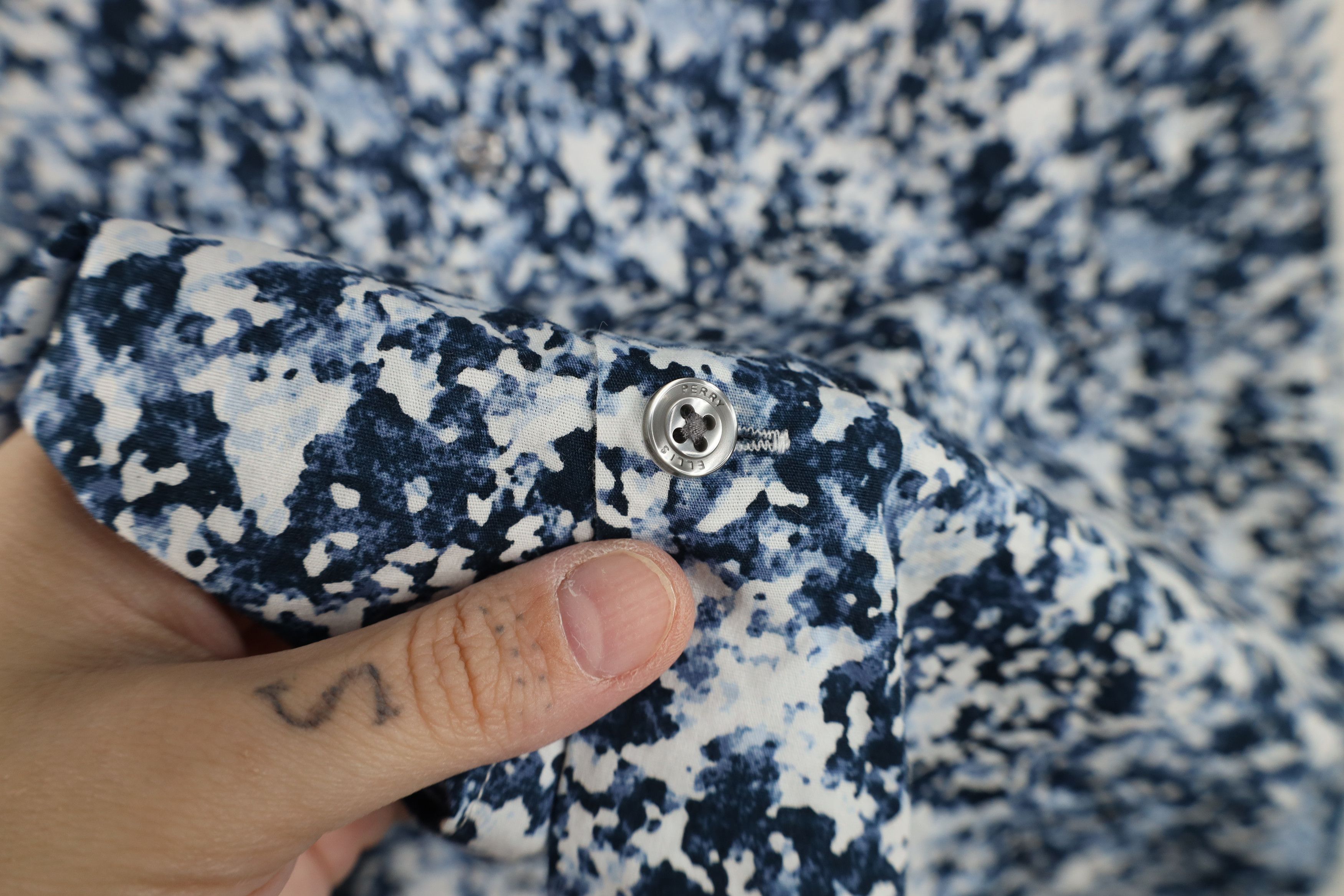 Vintage Perry Ellis Abstract Splatter Short Sleeve Button Shirt Size US XL / EU 56 / 4 - 4 Thumbnail