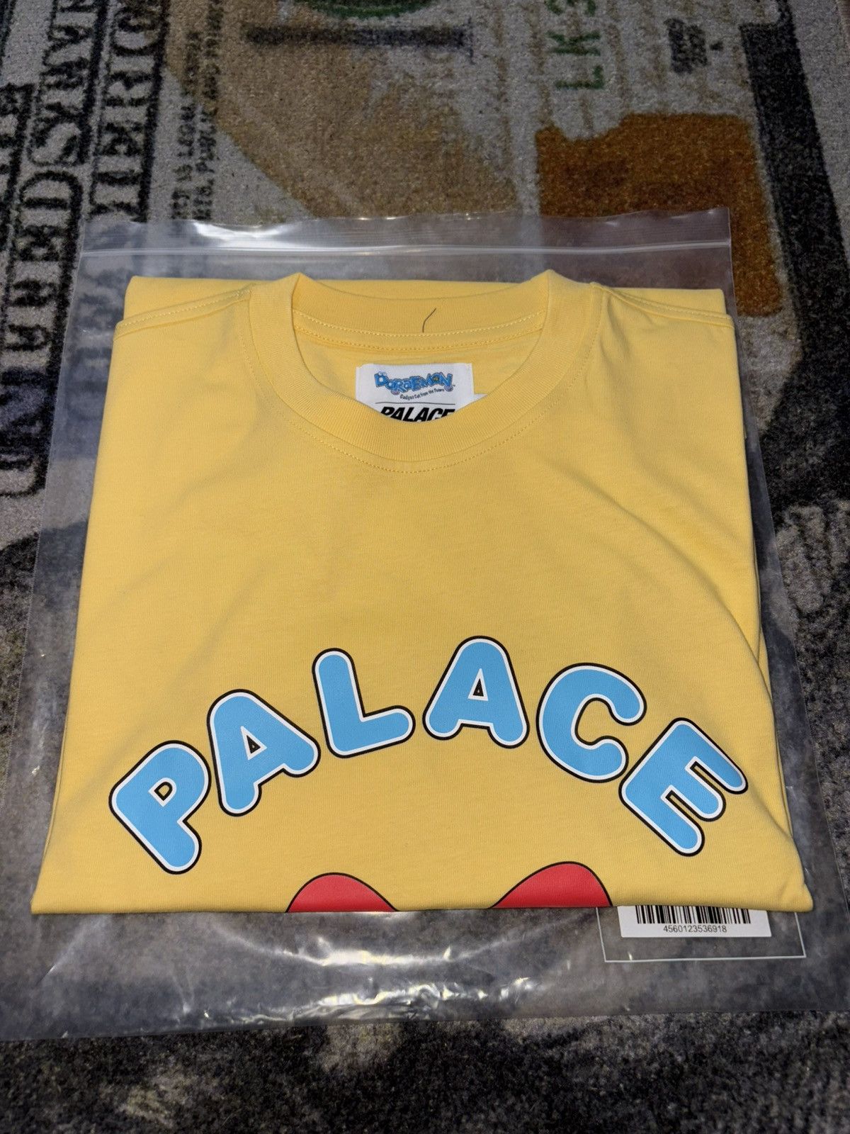 Palace Palace Doraemon T-Shirt Yellow Size US L / EU 52-54 / 3 - 3 Thumbnail