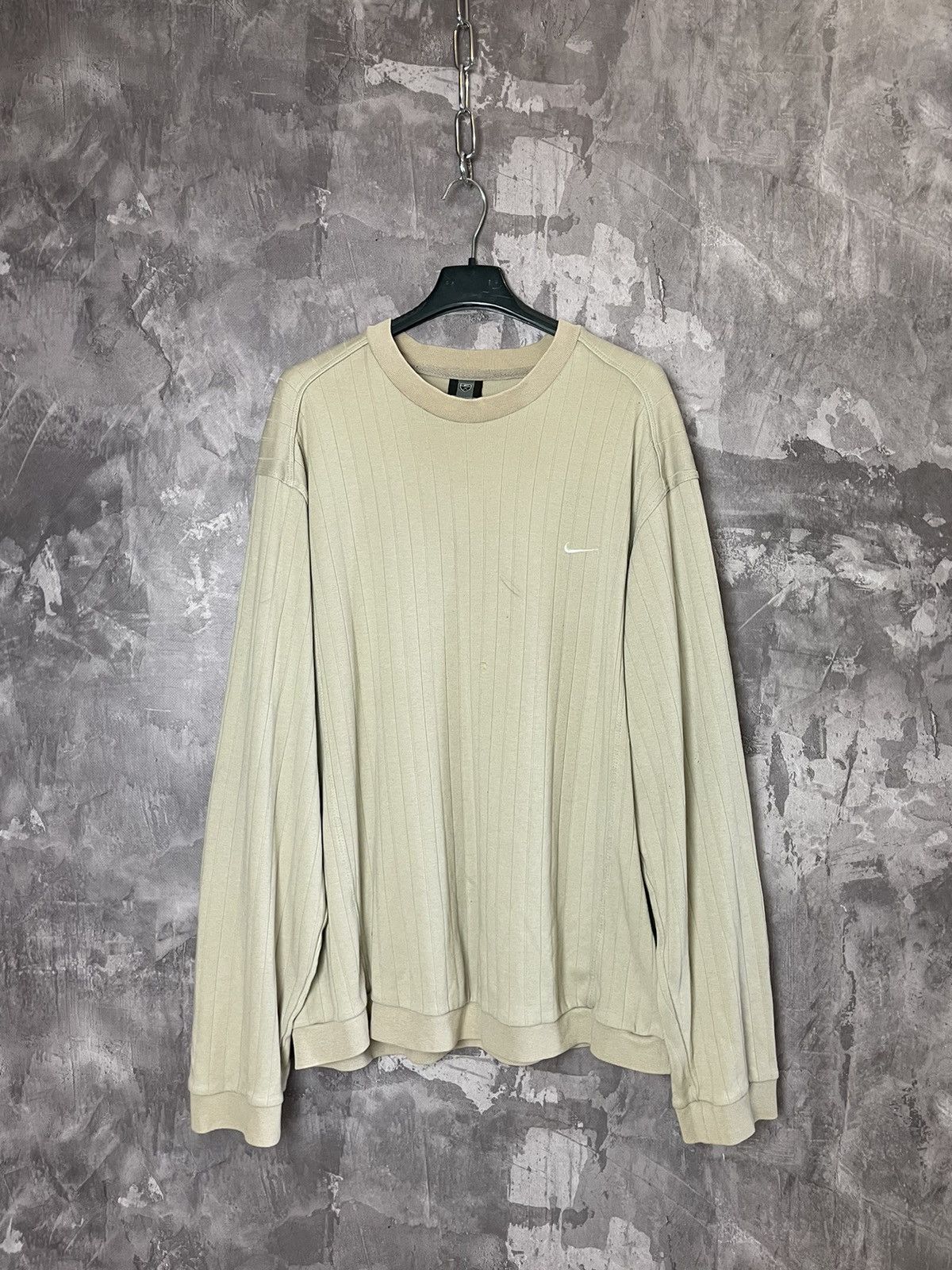 Nike × Vintage Perfect Fit Nike y2k Vintage Baggy Blank Swoosh Sweatshirt Size US L / EU 52-54 / 3 - 1 Thumbnail