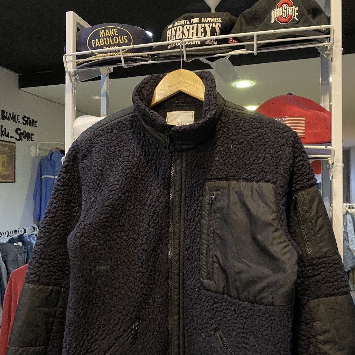 Jun Takahashi × Undercover × Uniqlo 🖤 Undercover Jun Takahashi x Uniqlo Fleece Jacket Black Size US M / EU 48-50 / 2 - 4 Thumbnail