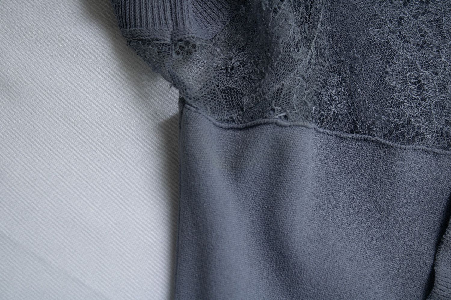 Valentino Valentino, lace ruffle midi dress in lavender Size M / US 6-8 / IT 42-44 - 6 Thumbnail