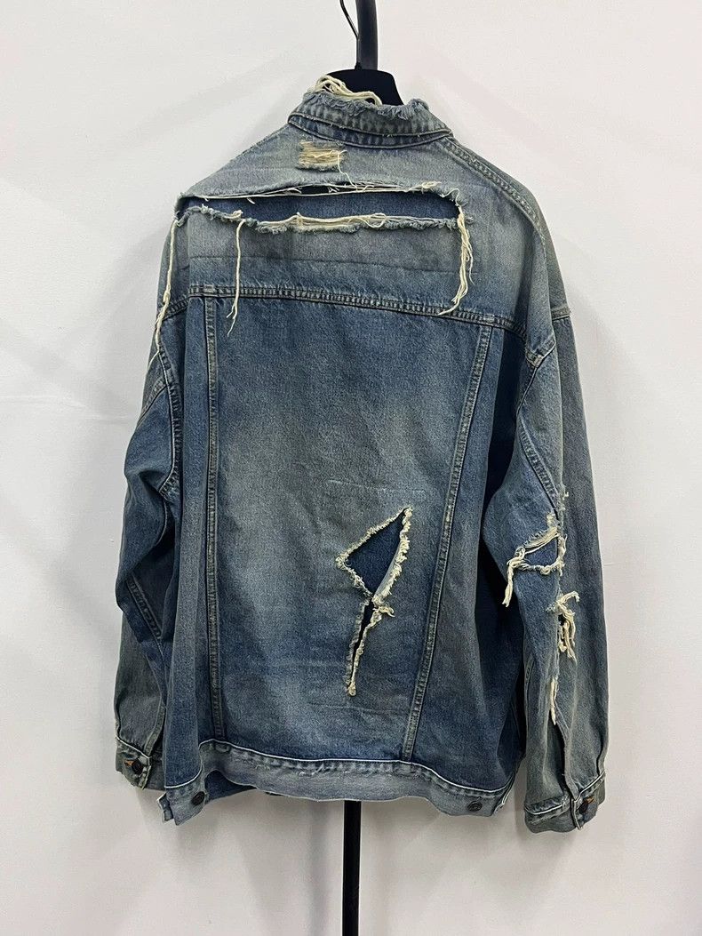 Balenciaga Balenciaga Lightning destroys old denim jacket 2505-Nextarr Size US S / EU 44-46 / 1 - 1 Thumbnail