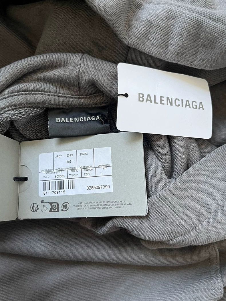 Balenciaga Balenciaga Logo Long Sleeve Hoodie-2506 Size US L / EU 52-54 / 3 - 3 Thumbnail