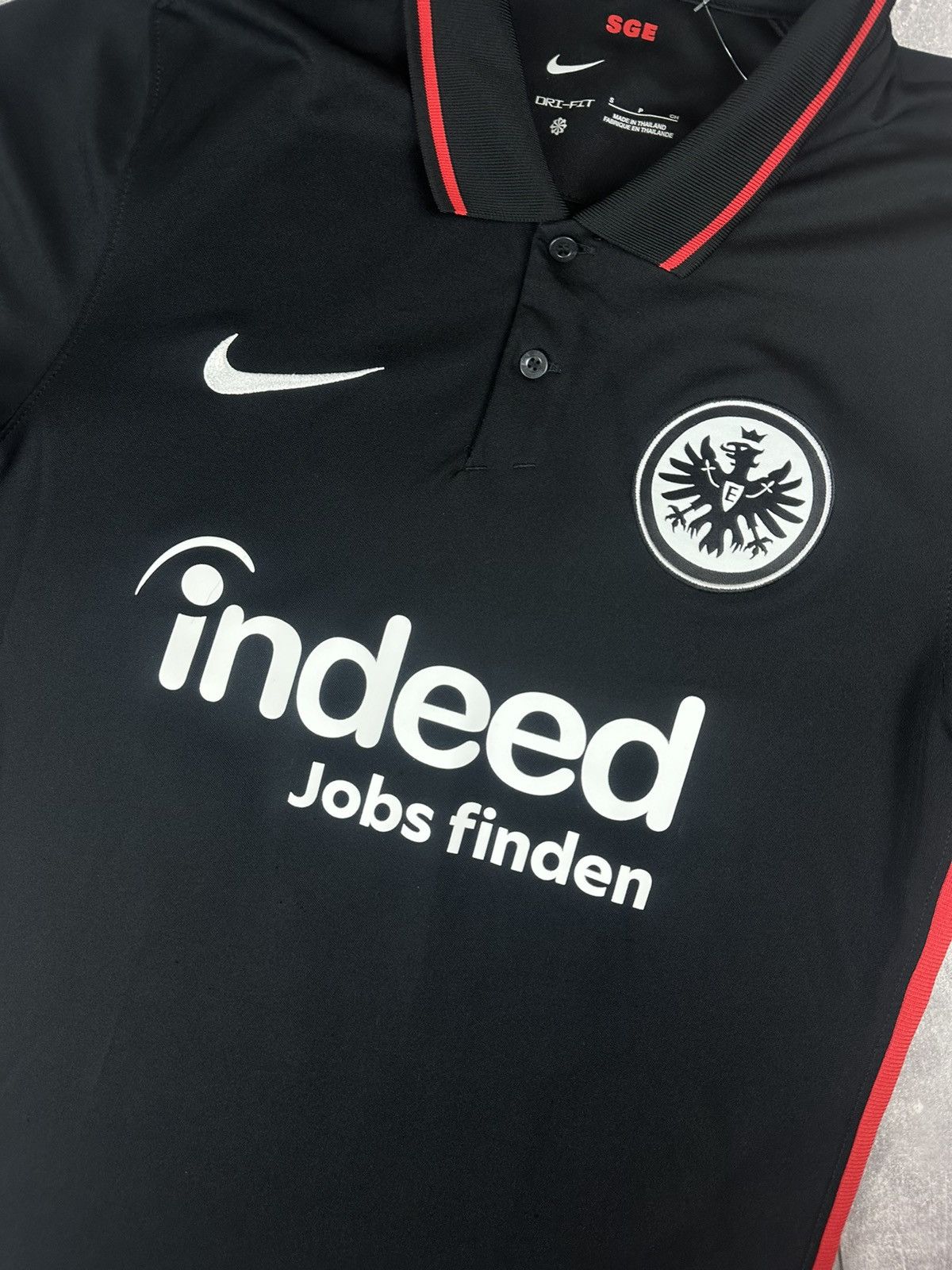 Nike Nike Eintracht Frankfurt 2021/22 Away #10 Kostic Jersey Size US S / EU 44-46 / 1 - 5 Thumbnail