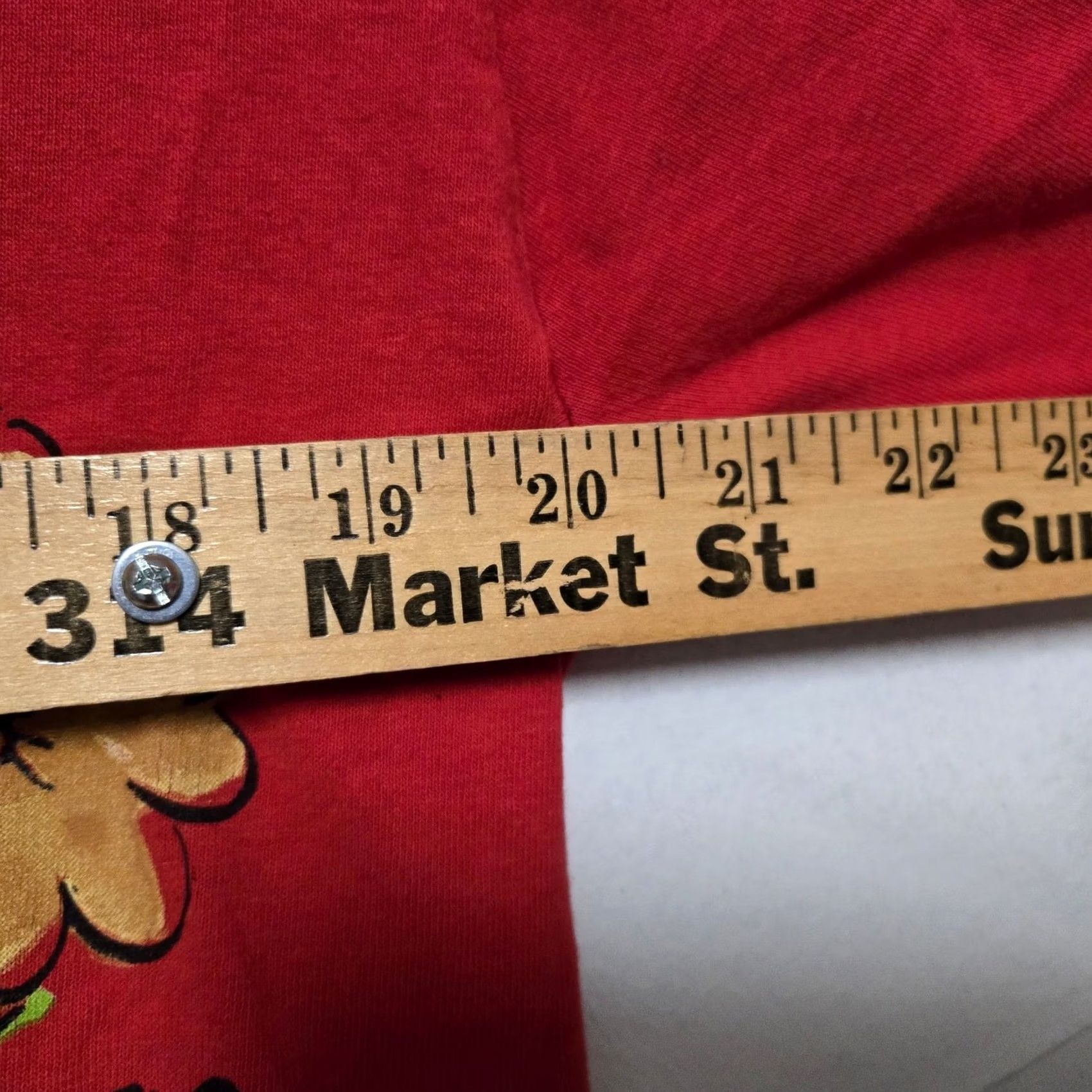 Disney VINTAGE Winnie The Pooh T-Shirt Disney Red 90s Flowers Cartoon LM L Unisex Adults Sz L Men Womens Boys Girls Size L / US 10 / IT 46 - 6 Thumbnail
