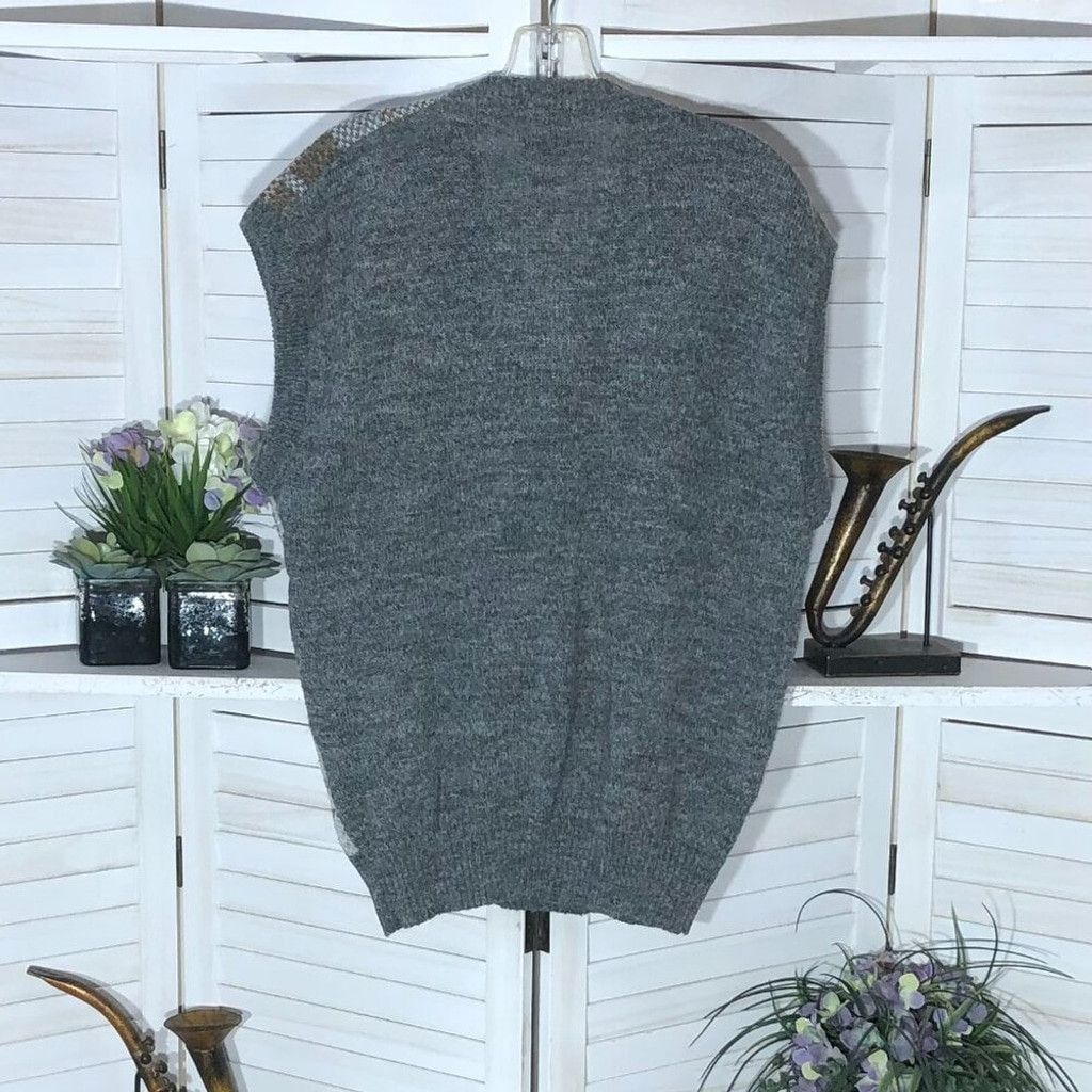 Vintage wool blend grandpa vest tan gray plaid knit V neck Sz XL Size US XL / EU 56 / 4 - 2 Thumbnail