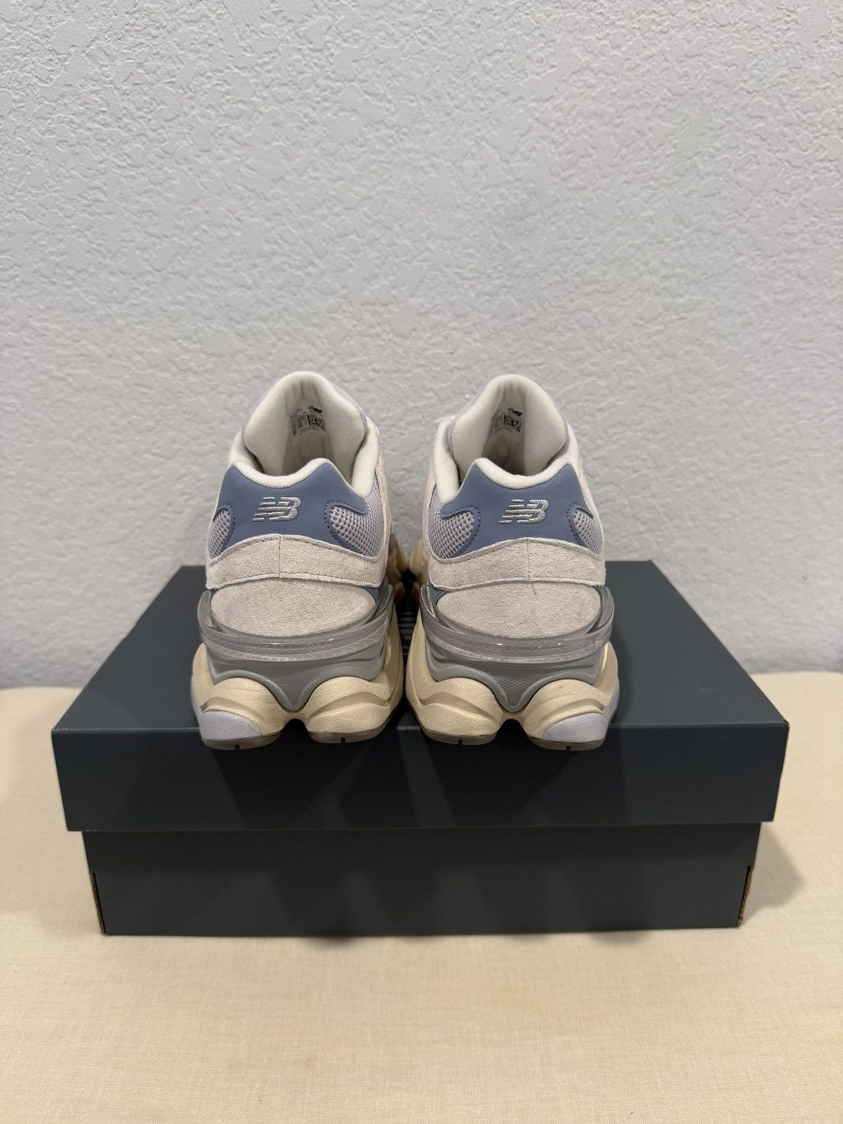 New Balance New Balance 9060 Sneakers Size US 10 / EU 43 - 5 Thumbnail